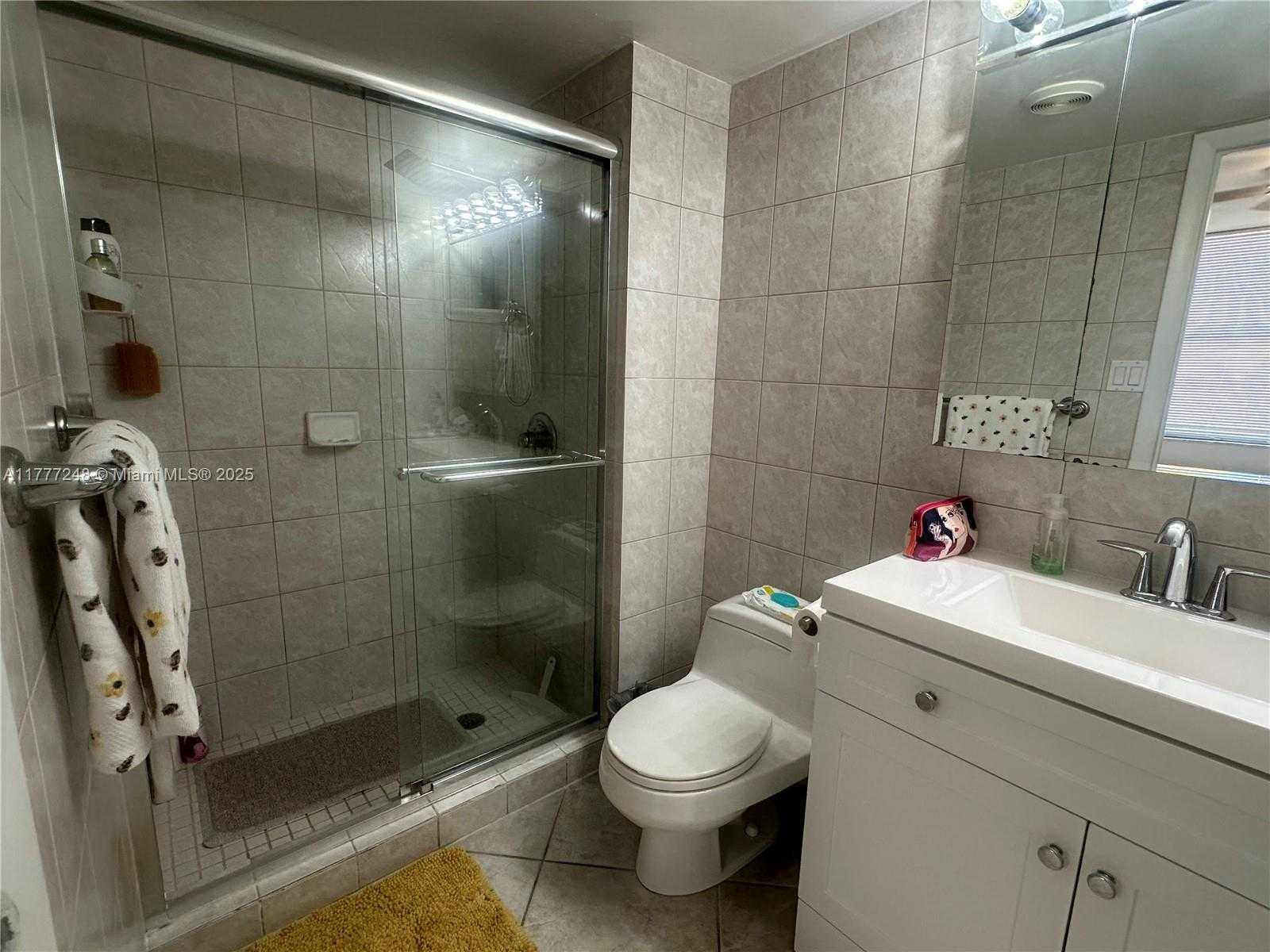 Small Image of 18041 BISCAYNE BLVD #202, Aventura Number 15