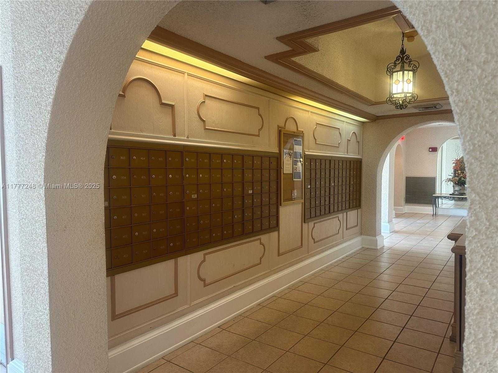 Small Image of 18041 BISCAYNE BLVD #202, Aventura Number 22
