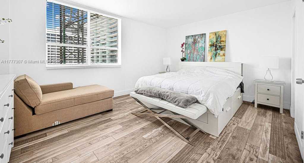 Small Image of 10185 COLLINS AVE #1003, Bal Harbour Number 16