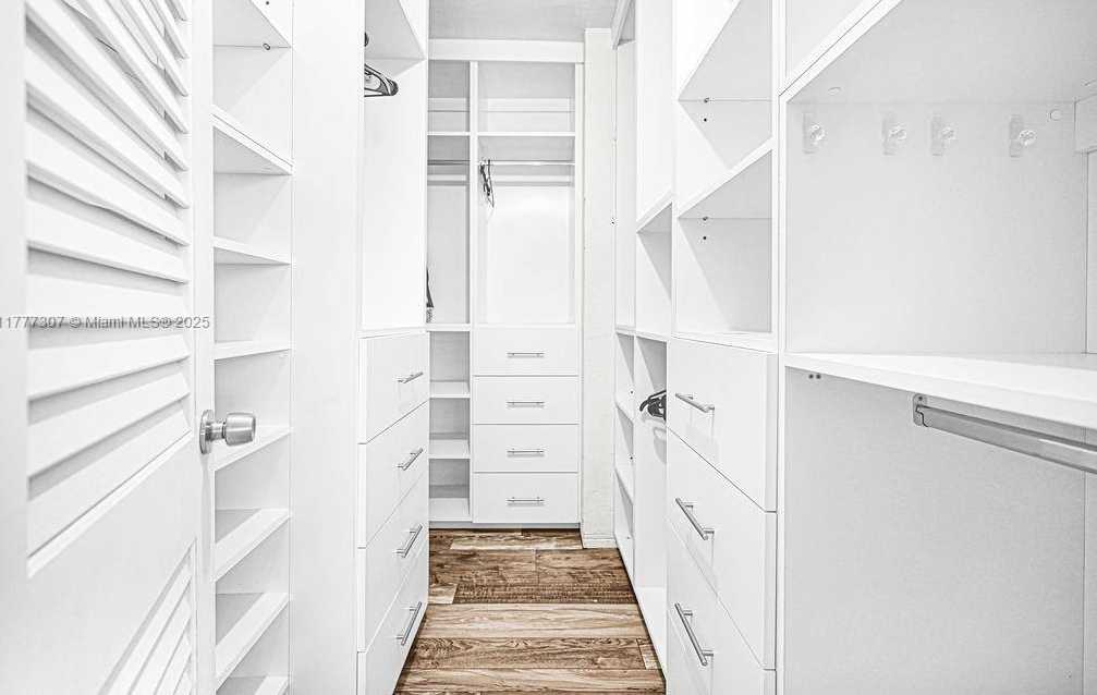 Small Image of 10185 COLLINS AVE #1003, Bal Harbour Number 22