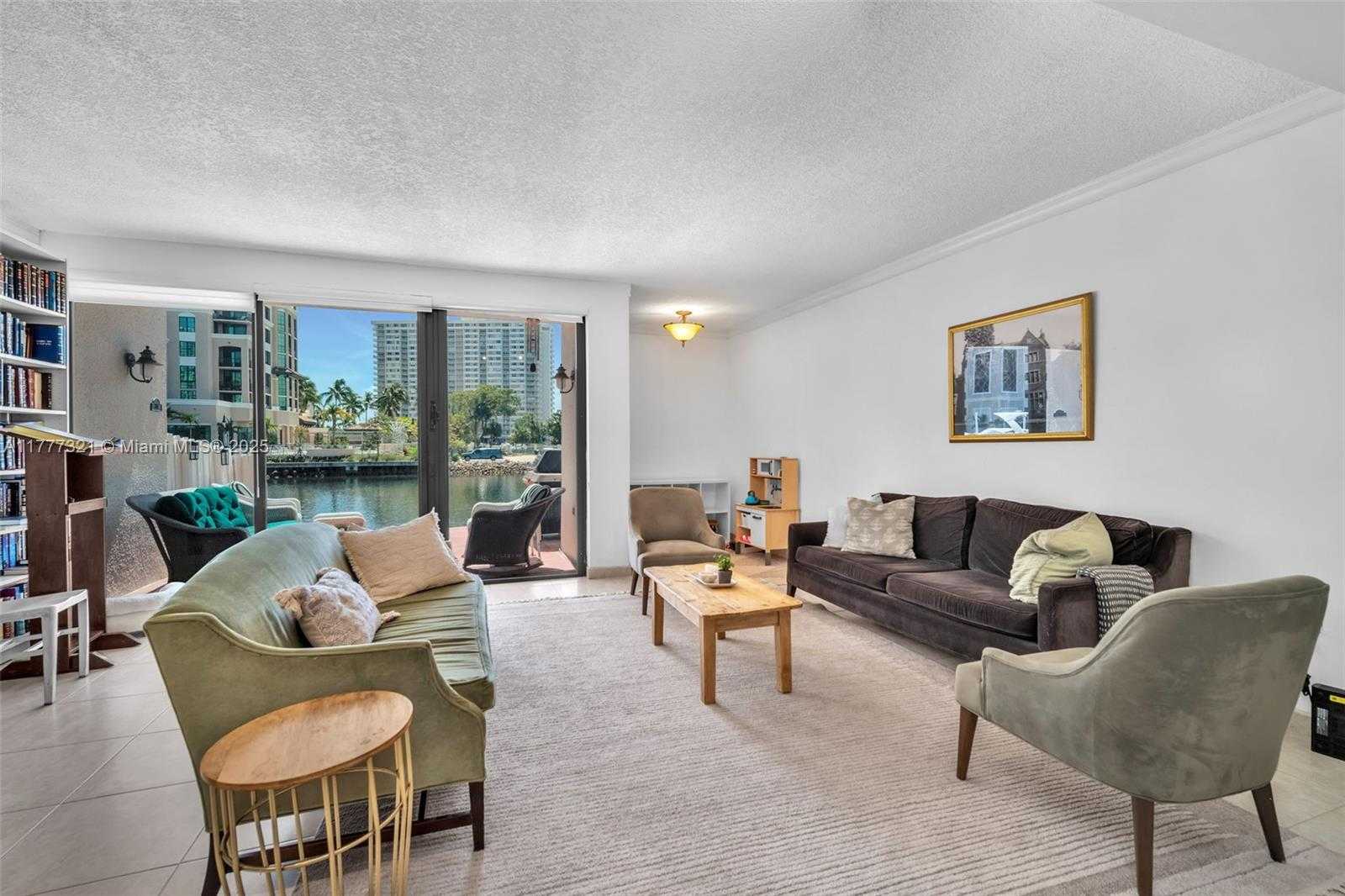 Small Image of 314 POINCIANA DR #806, Sunny Isles Beach Number 13