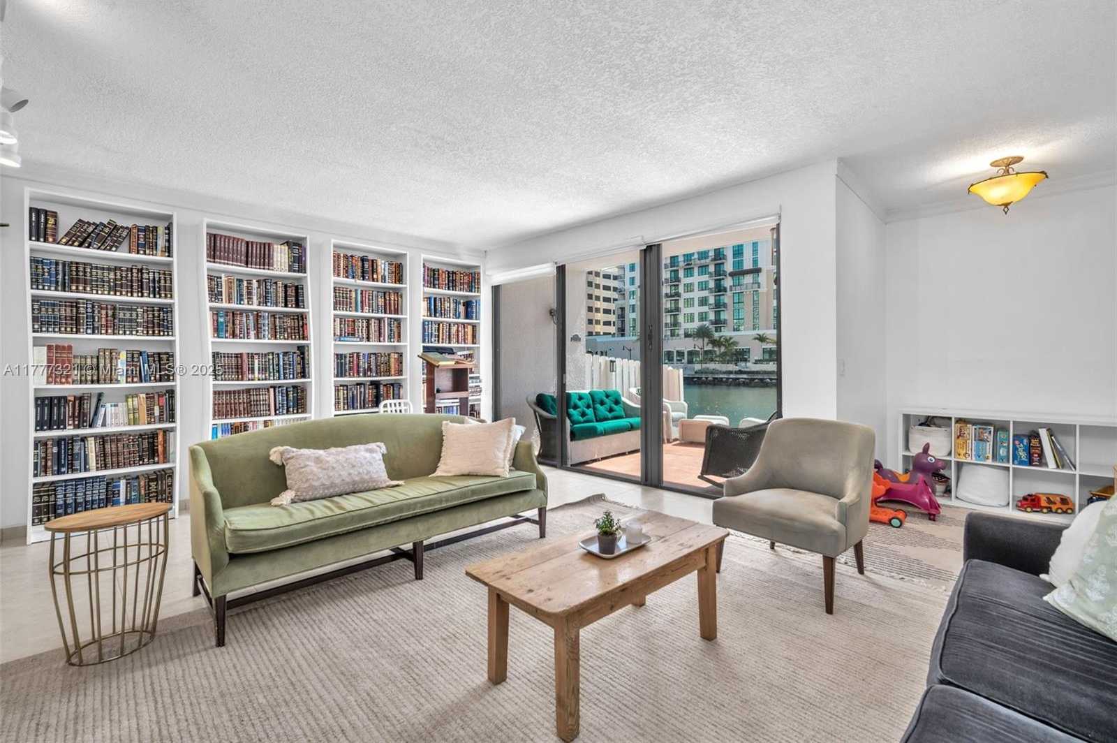 Small Image of 314 POINCIANA DR #806, Sunny Isles Beach Number 15