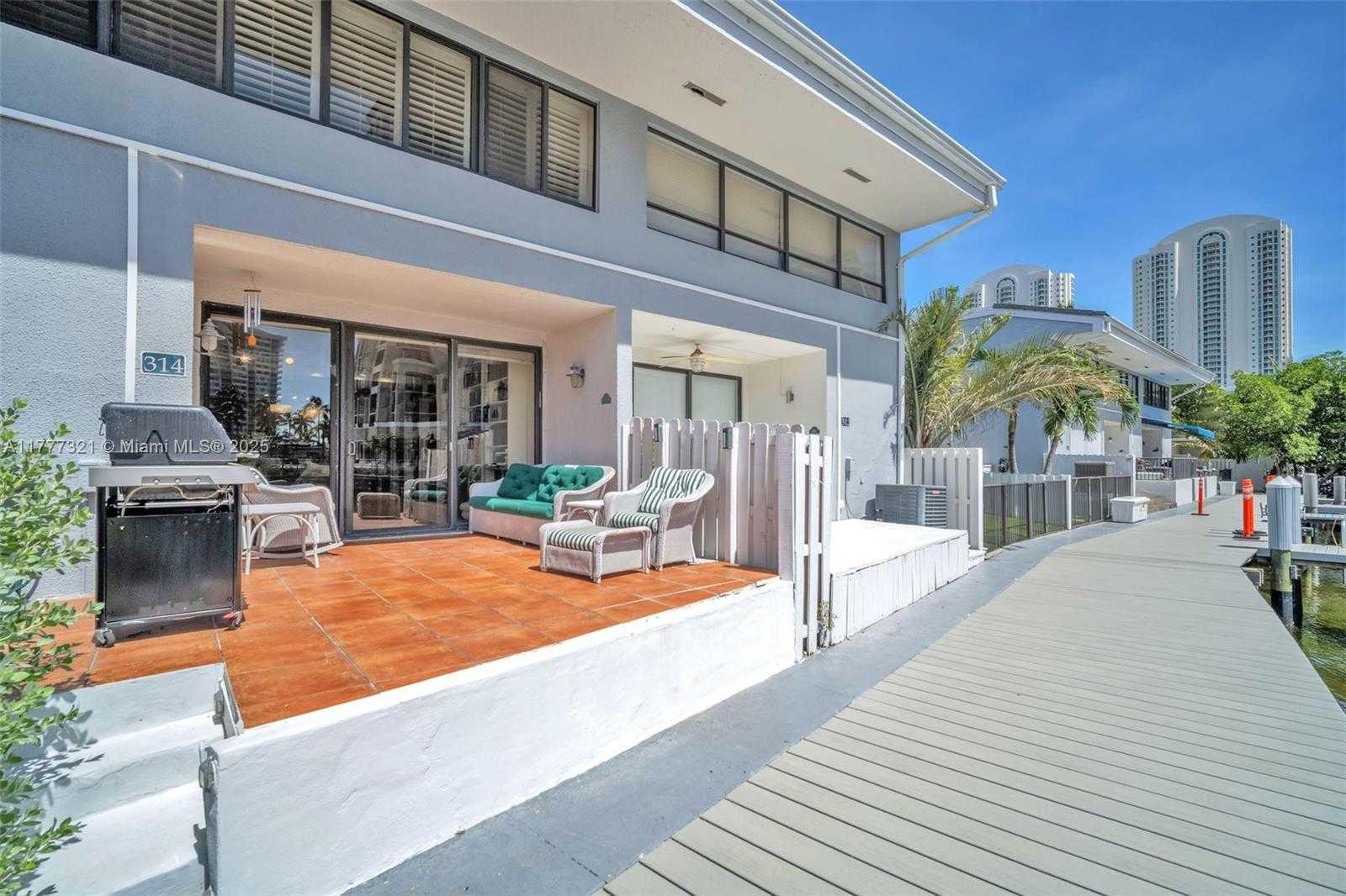 Small Image of 314 POINCIANA DR #806, Sunny Isles Beach Number 44