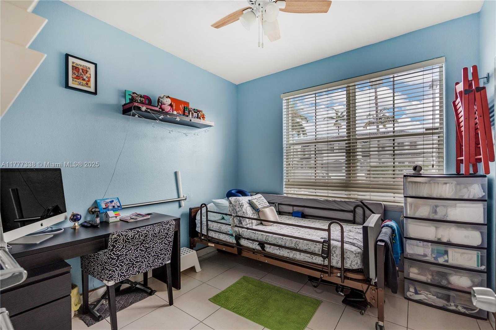 Small Image of 5570 NORTH WEST 107TH AVE #902, Doral Number 11