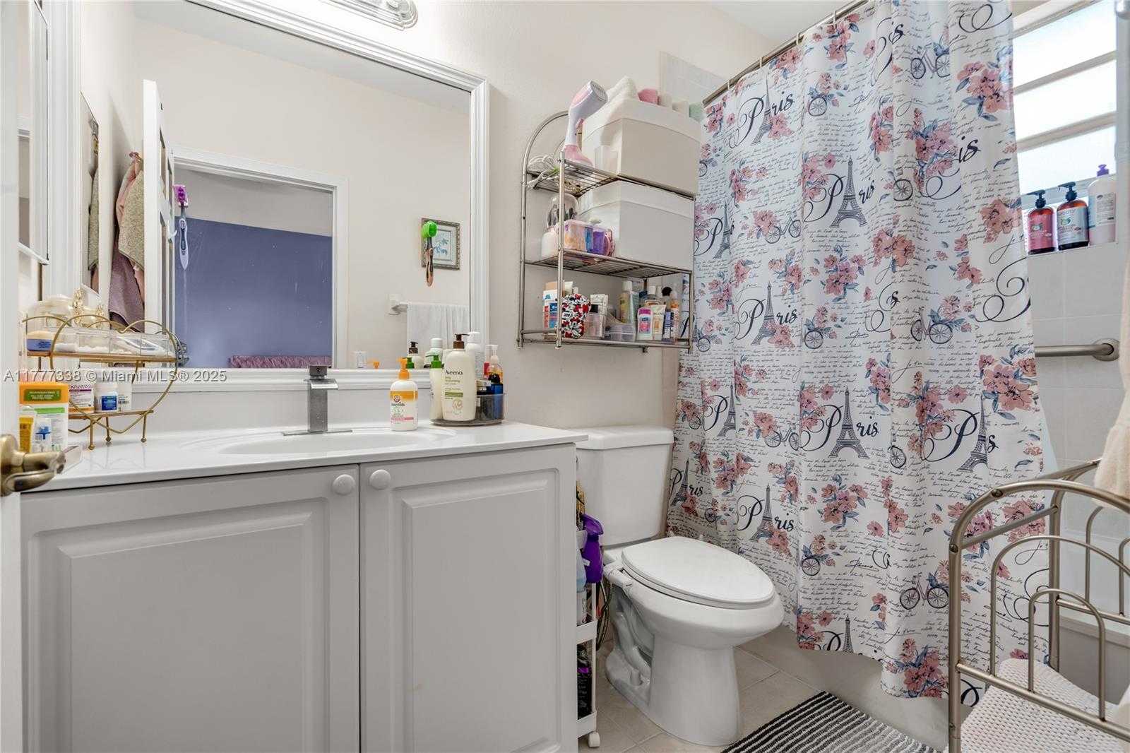 Small Image of 5570 NORTH WEST 107TH AVE #902, Doral Number 22