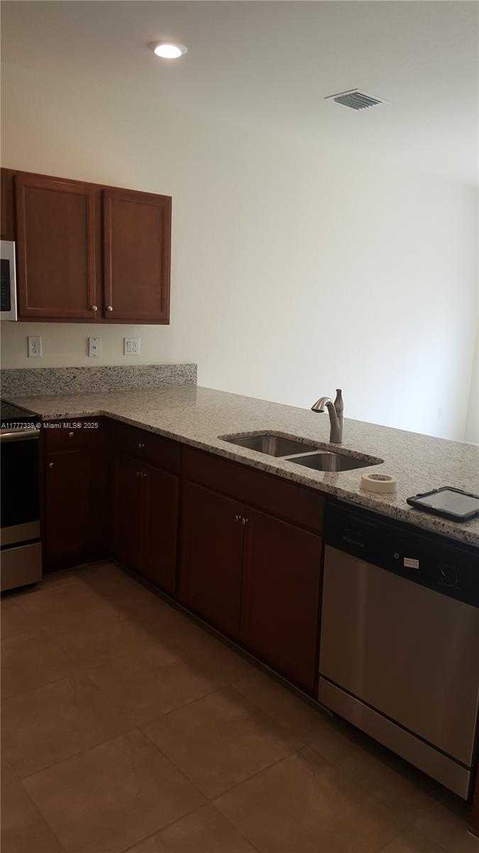 Small Image of 11578 SOUTH WEST 248TH TER #1, Homestead Number 6