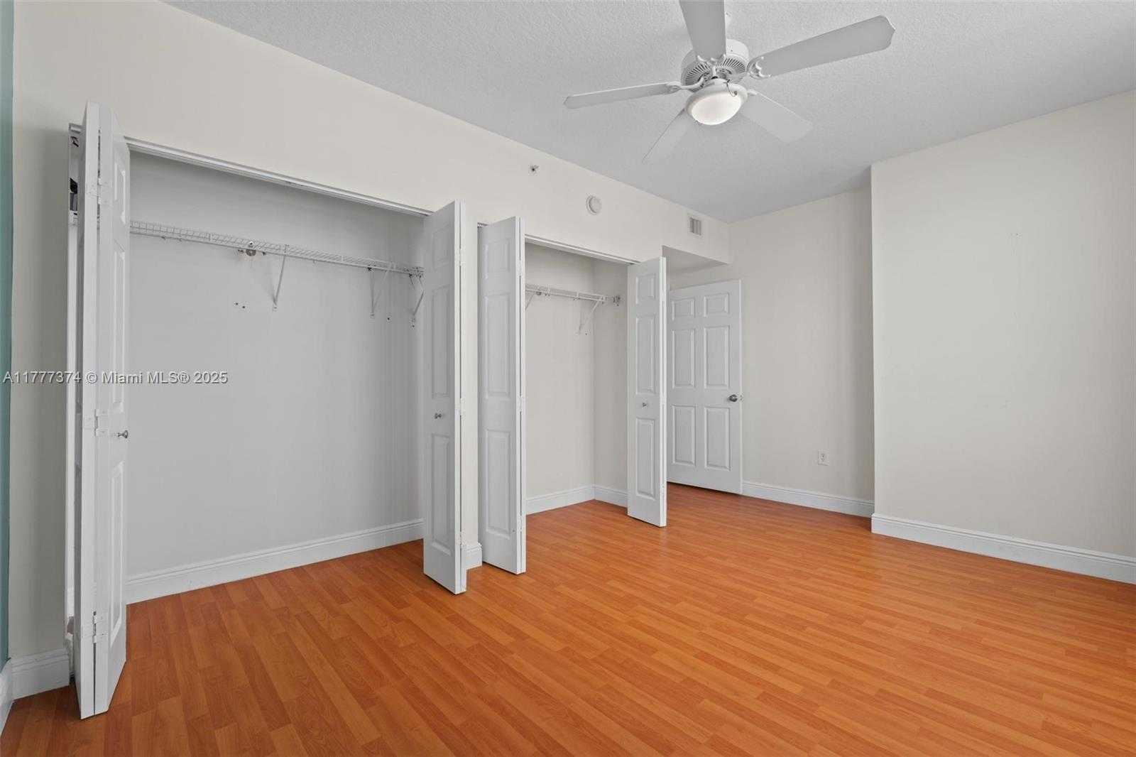 Small Image of 2000 NORTH BAYSHORE DR #1207, Miami Number 18