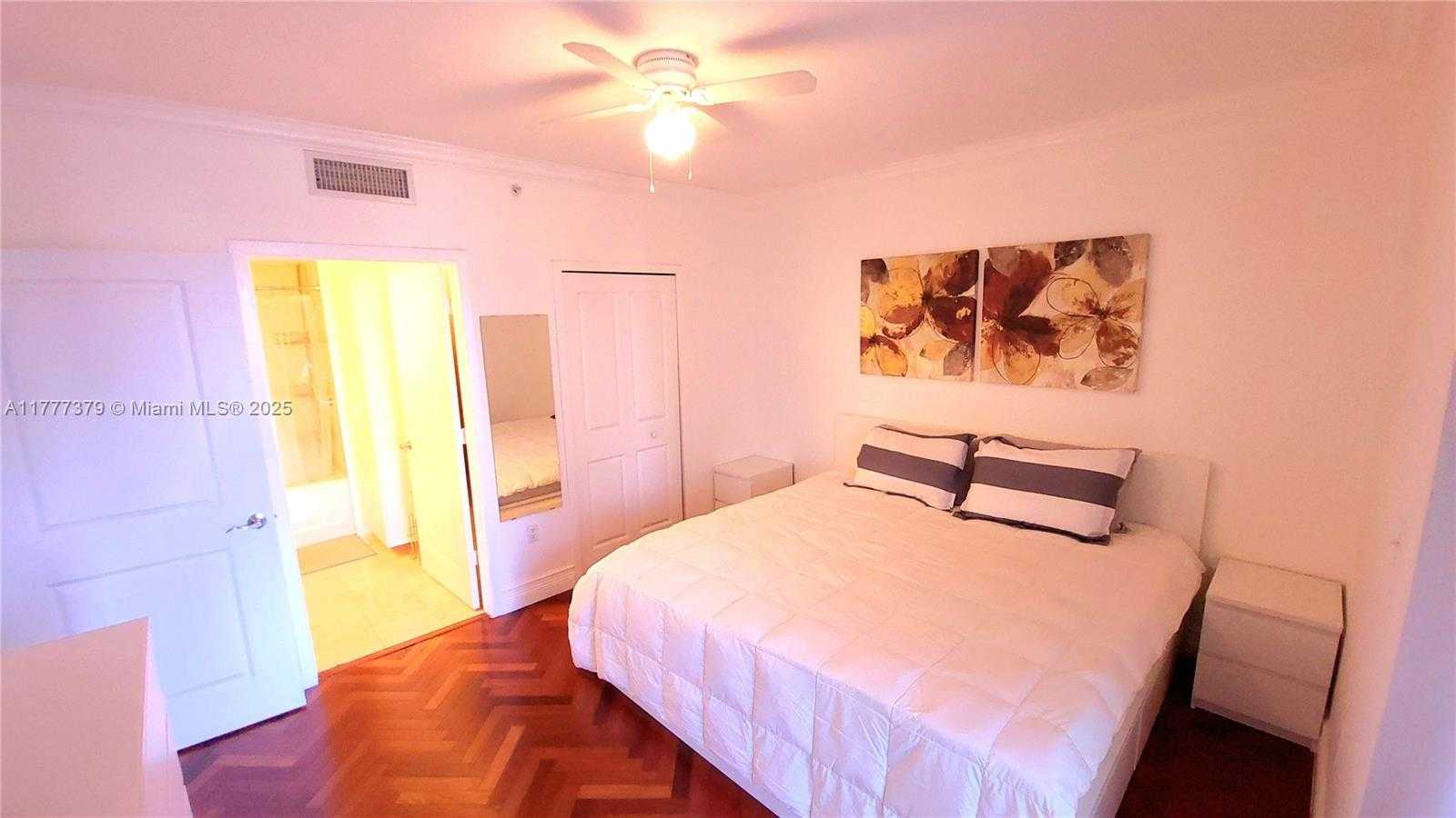 Small Image of 170 SOUTH EAST 14TH ST #2705, Miami Number 24