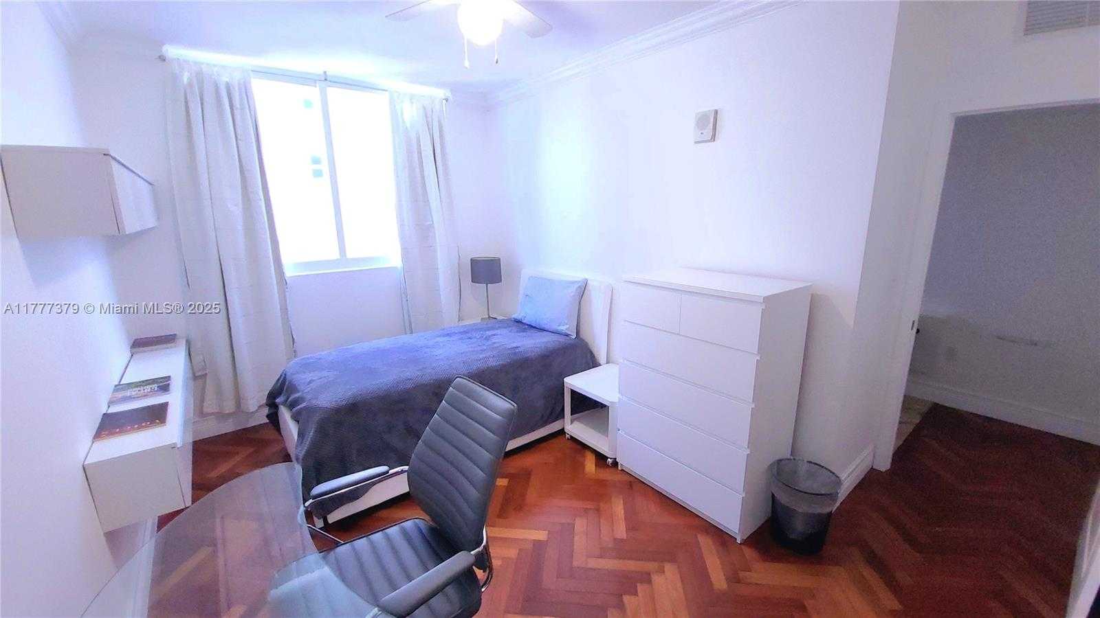 Small Image of 170 SOUTH EAST 14TH ST #2705, Miami Number 27