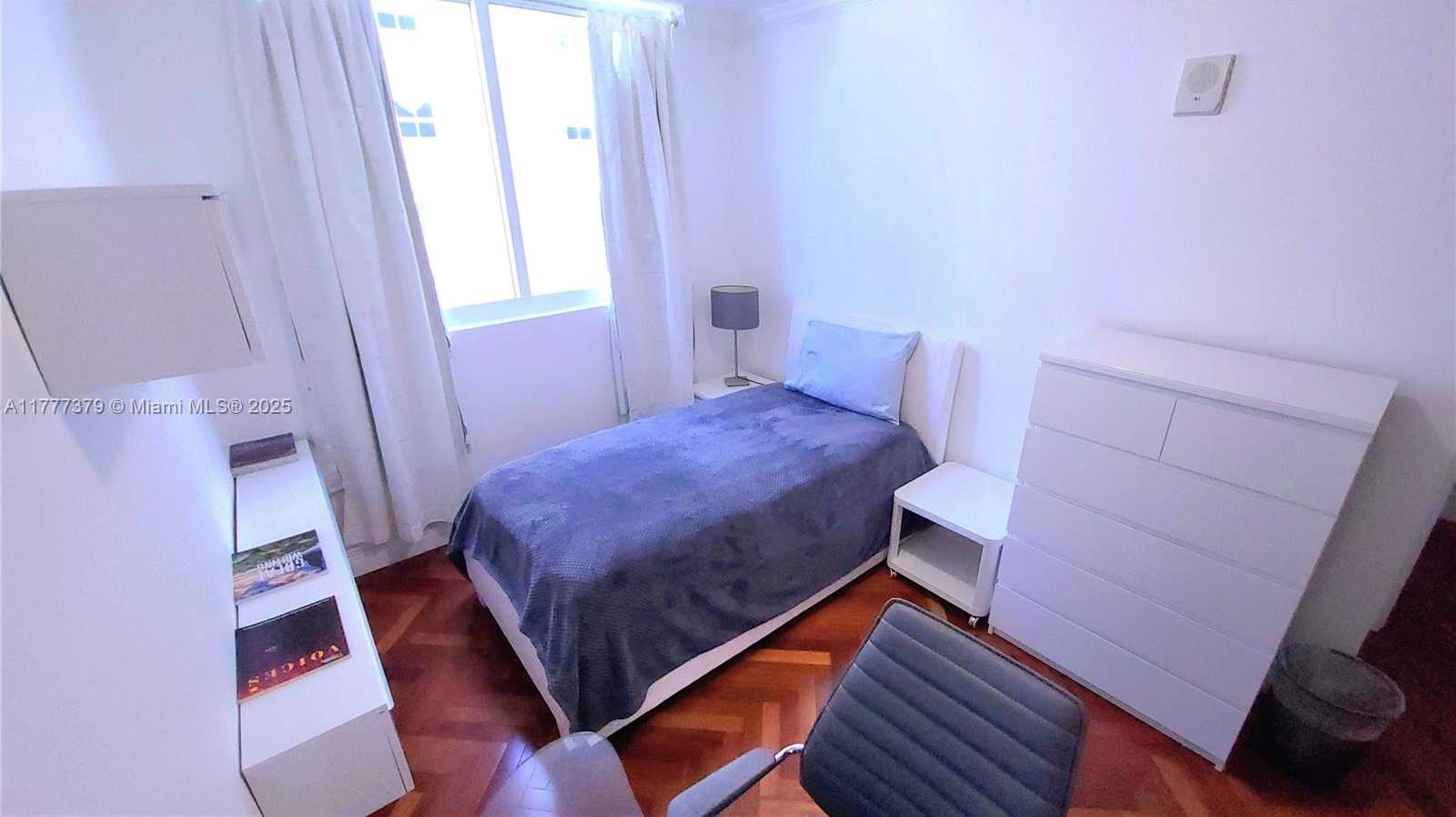 Small Image of 170 SOUTH EAST 14TH ST #2705, Miami Number 29