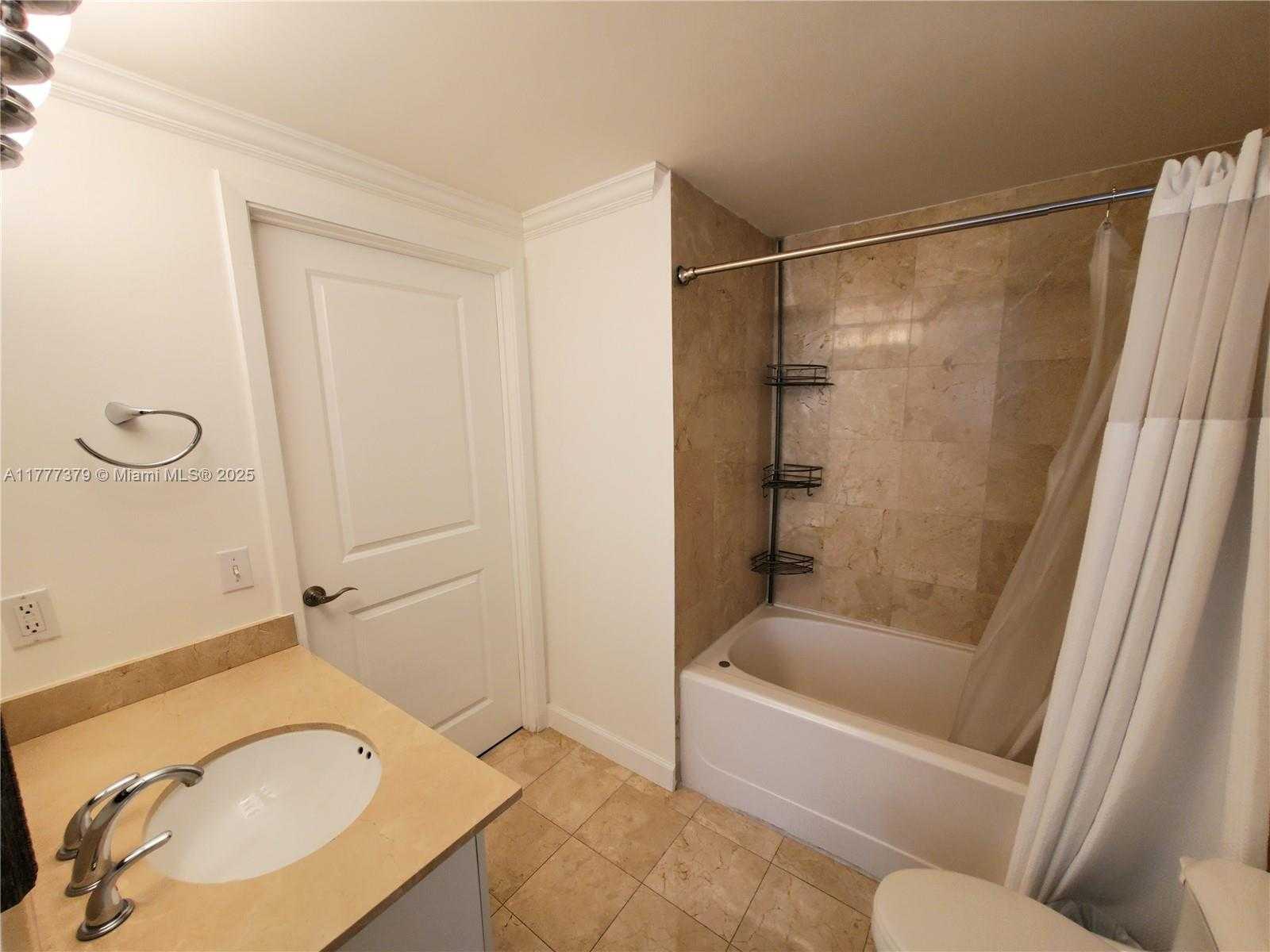 Small Image of 170 SOUTH EAST 14TH ST #2705, Miami Number 32