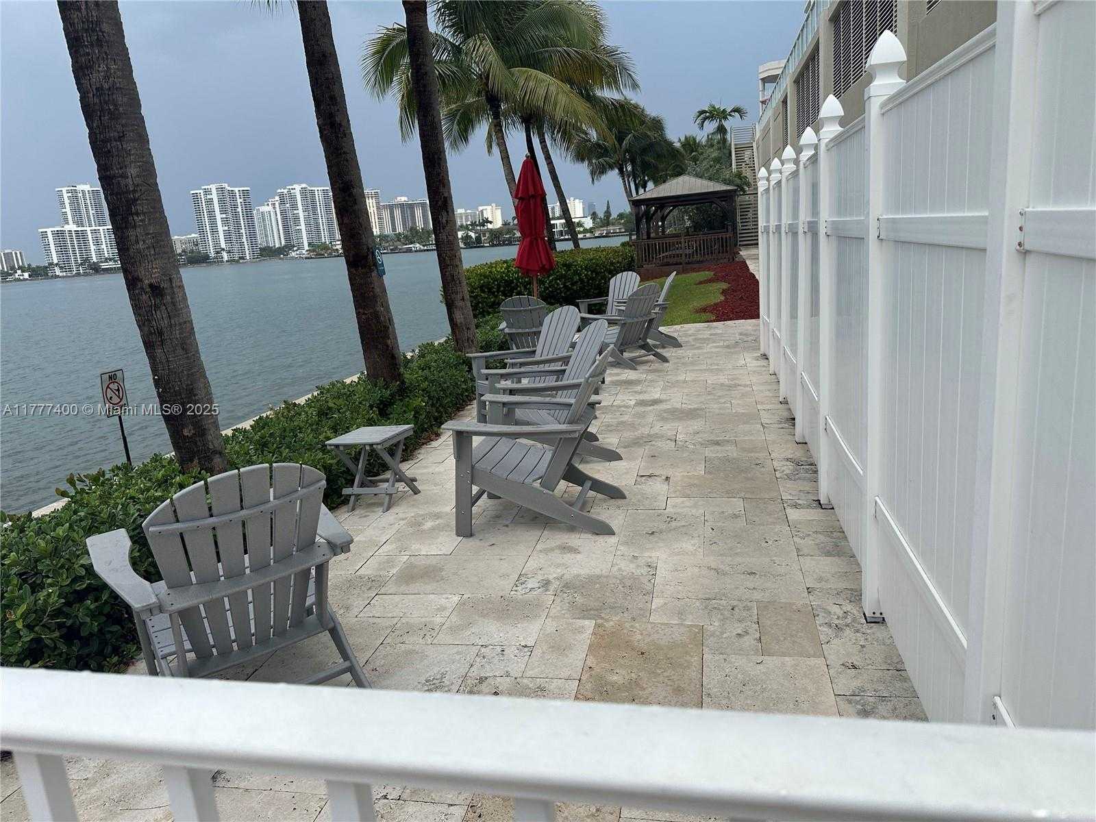 Small Image of 18100 #903, Sunny Isles Beach Number 20