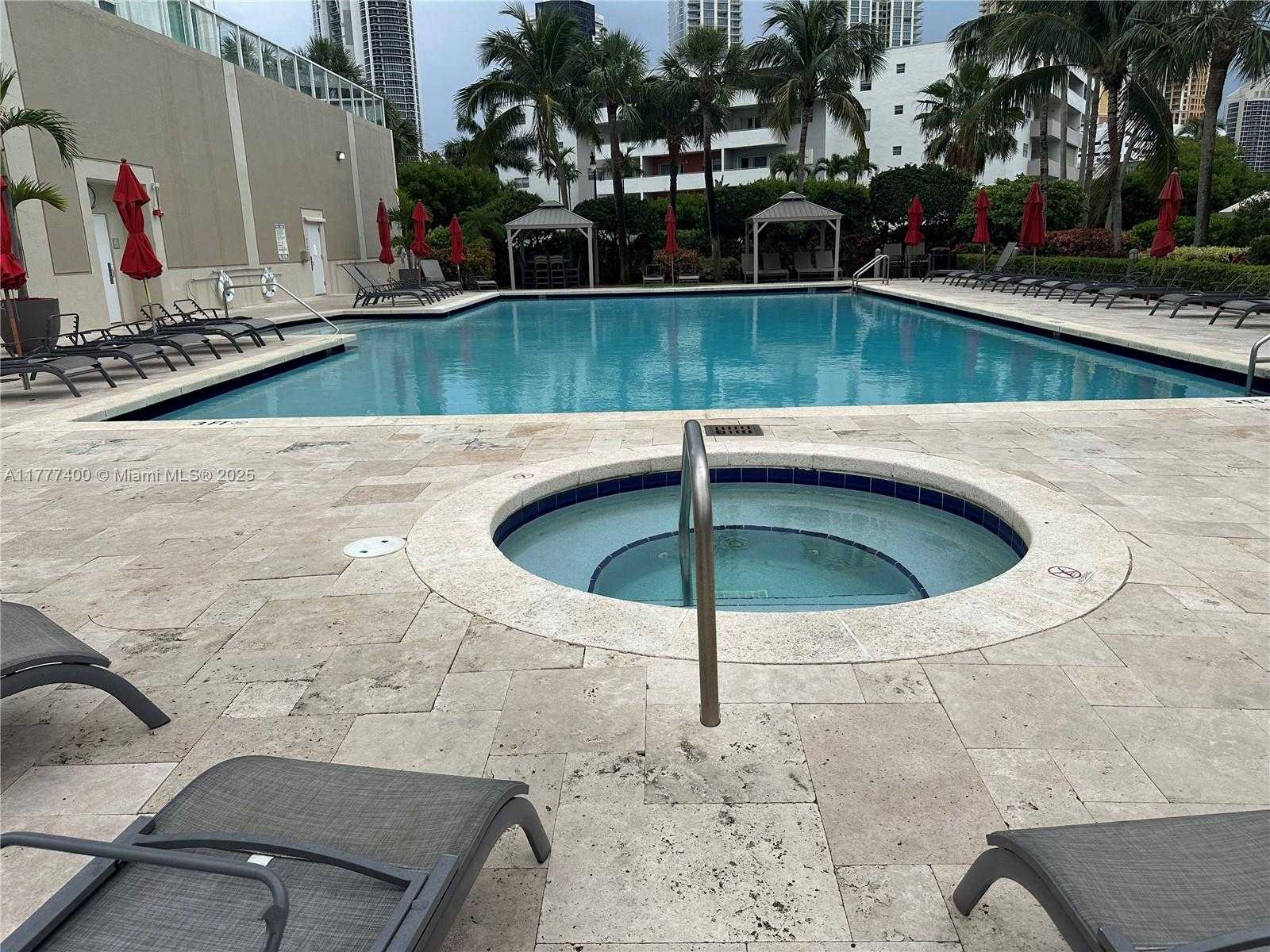 Small Image of 18100 #903, Sunny Isles Beach Number 41