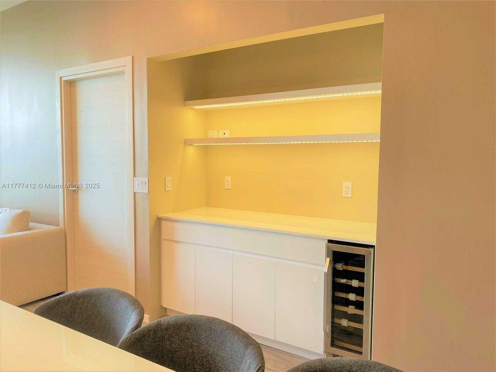 Small Image of 801 SOUTH MIAMI AVE #5410, Miami Number 22