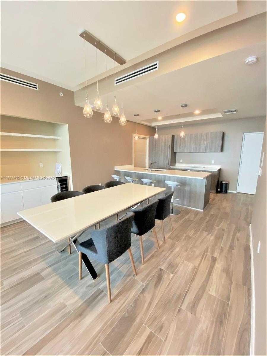 Small Image of 801 SOUTH MIAMI AVE #5410, Miami Number 24