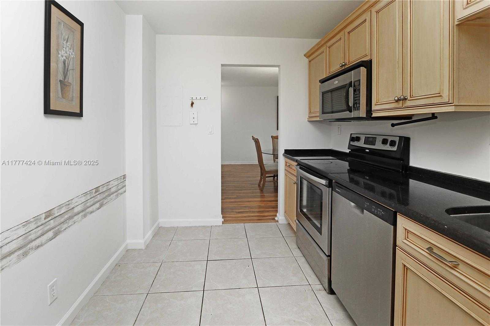 Small Image of 3001 SOUTH OCEAN DR #539, Hollywood Number 14