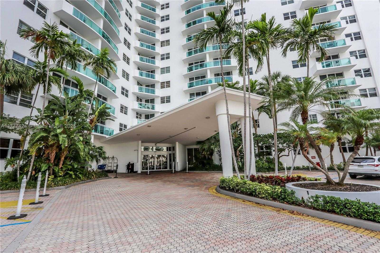 Small Image of 3001 SOUTH OCEAN DR #539, Hollywood Number 23
