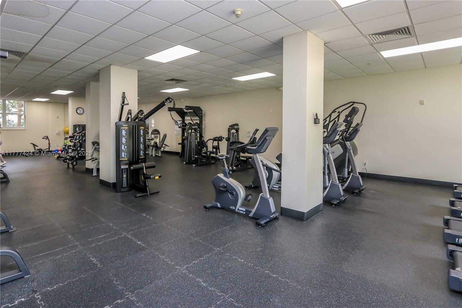 Small Image of 3001 SOUTH OCEAN DR #539, Hollywood Number 27