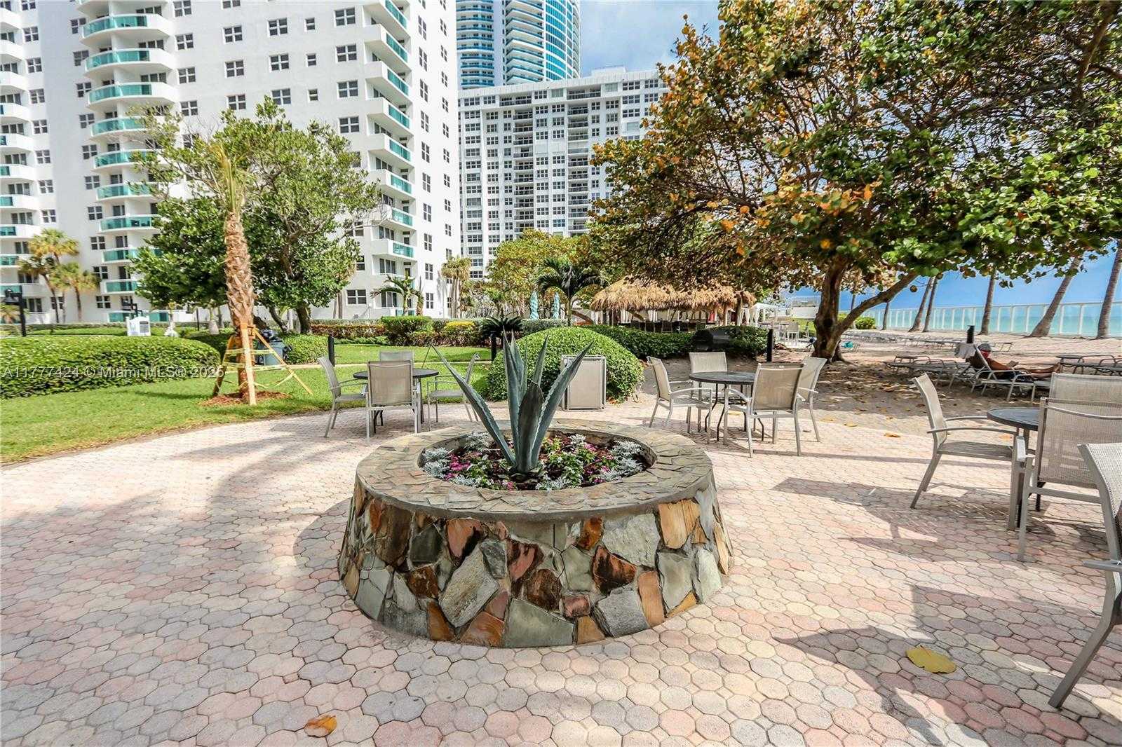 Small Image of 3001 SOUTH OCEAN DR #539, Hollywood Number 30