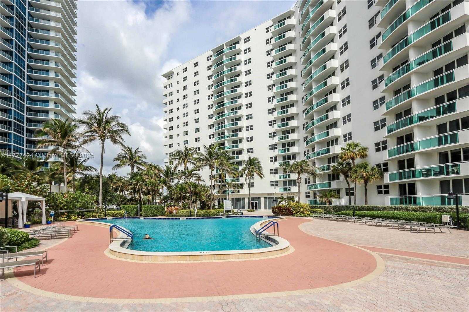 Small Image of 3001 SOUTH OCEAN DR #539, Hollywood Number 34