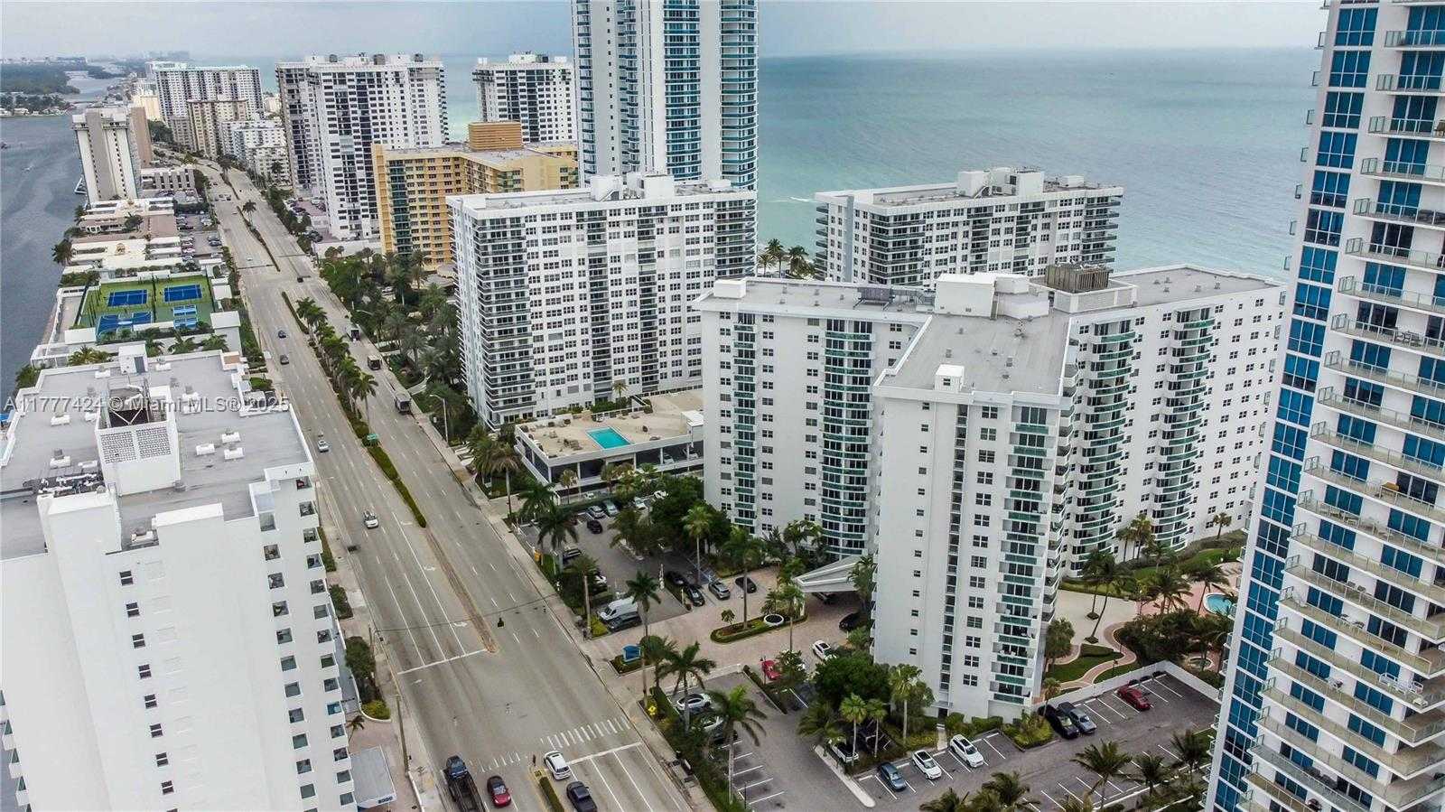 Small Image of 3001 SOUTH OCEAN DR #539, Hollywood Number 39