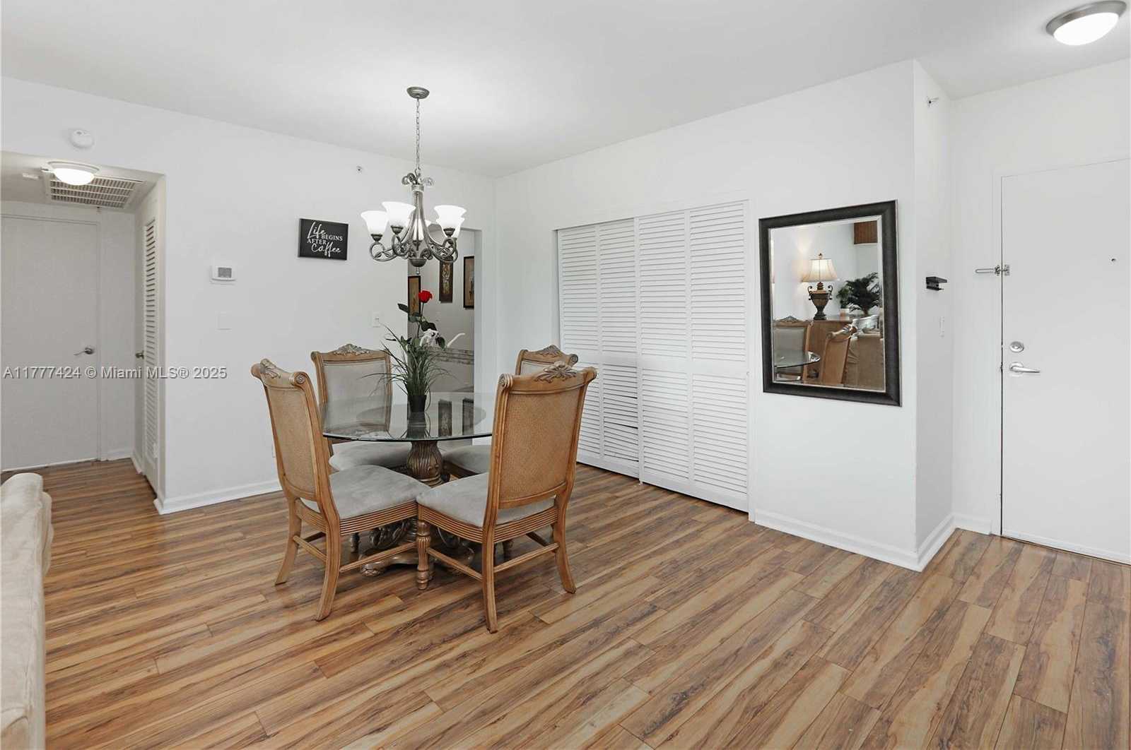 Small Image of 3001 SOUTH OCEAN DR #539, Hollywood Number 5
