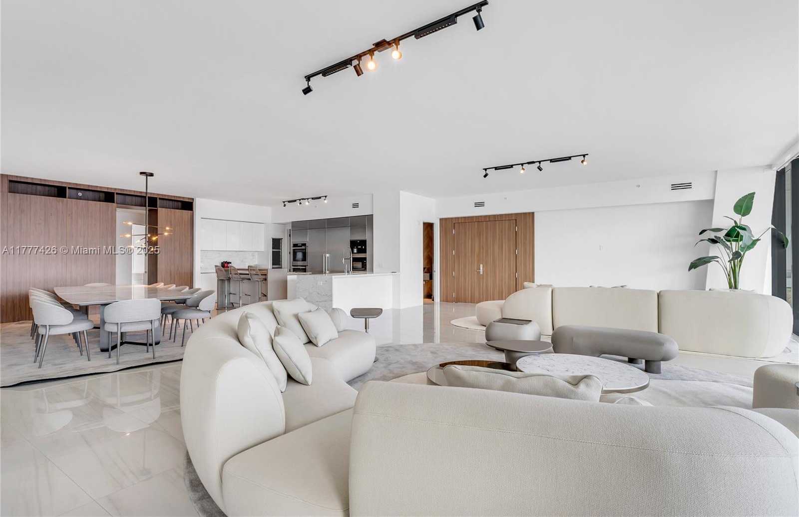 Small Image of 5000 ISLAND ESTATES DR #501, Aventura Number 11