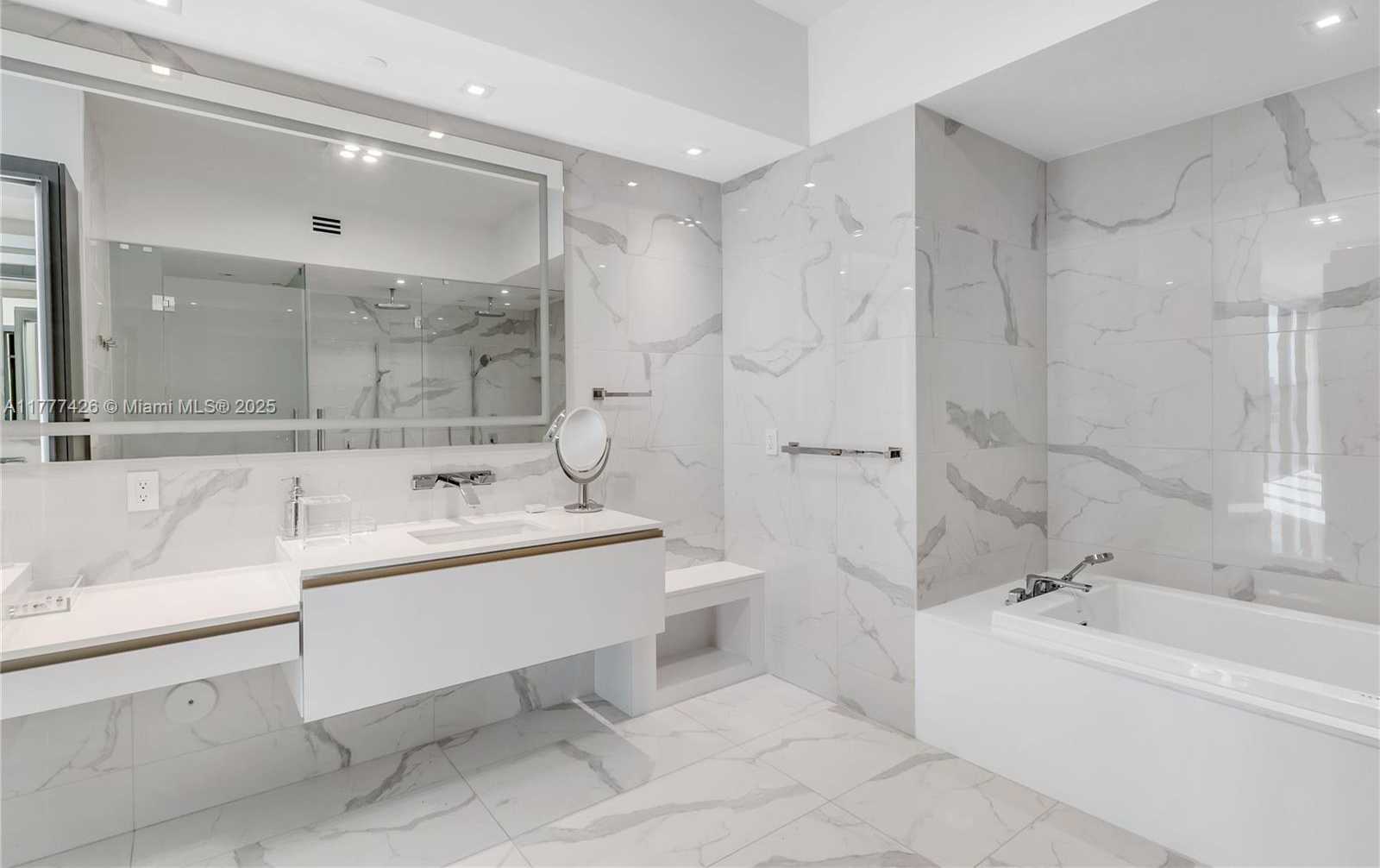 Small Image of 5000 ISLAND ESTATES DR #501, Aventura Number 24