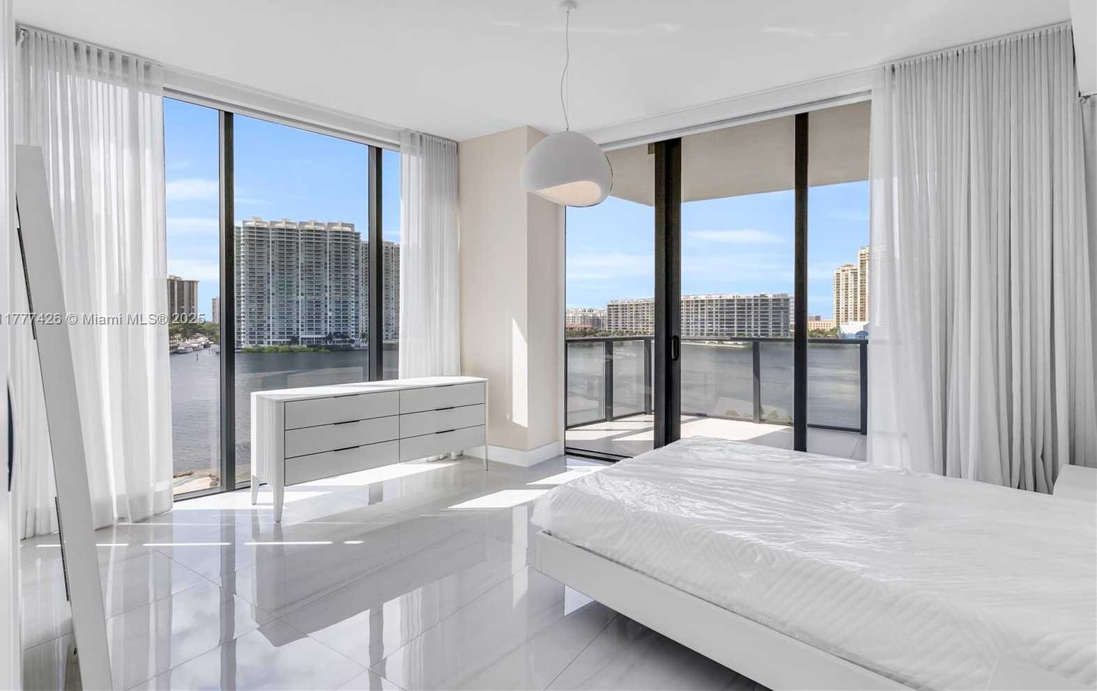 Small Image of 5000 ISLAND ESTATES DR #501, Aventura Number 25