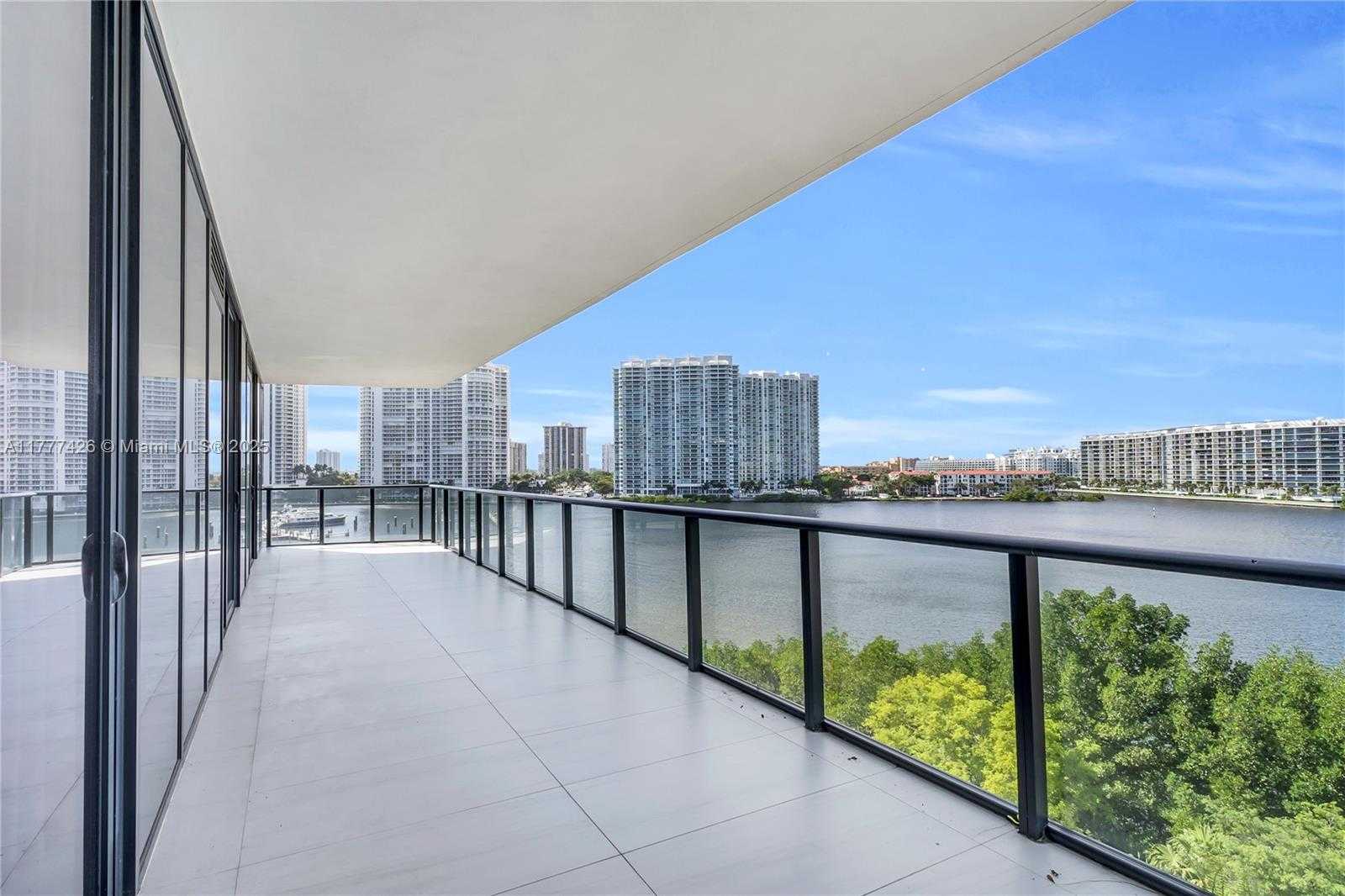 Small Image of 5000 ISLAND ESTATES DR #501, Aventura Number 27