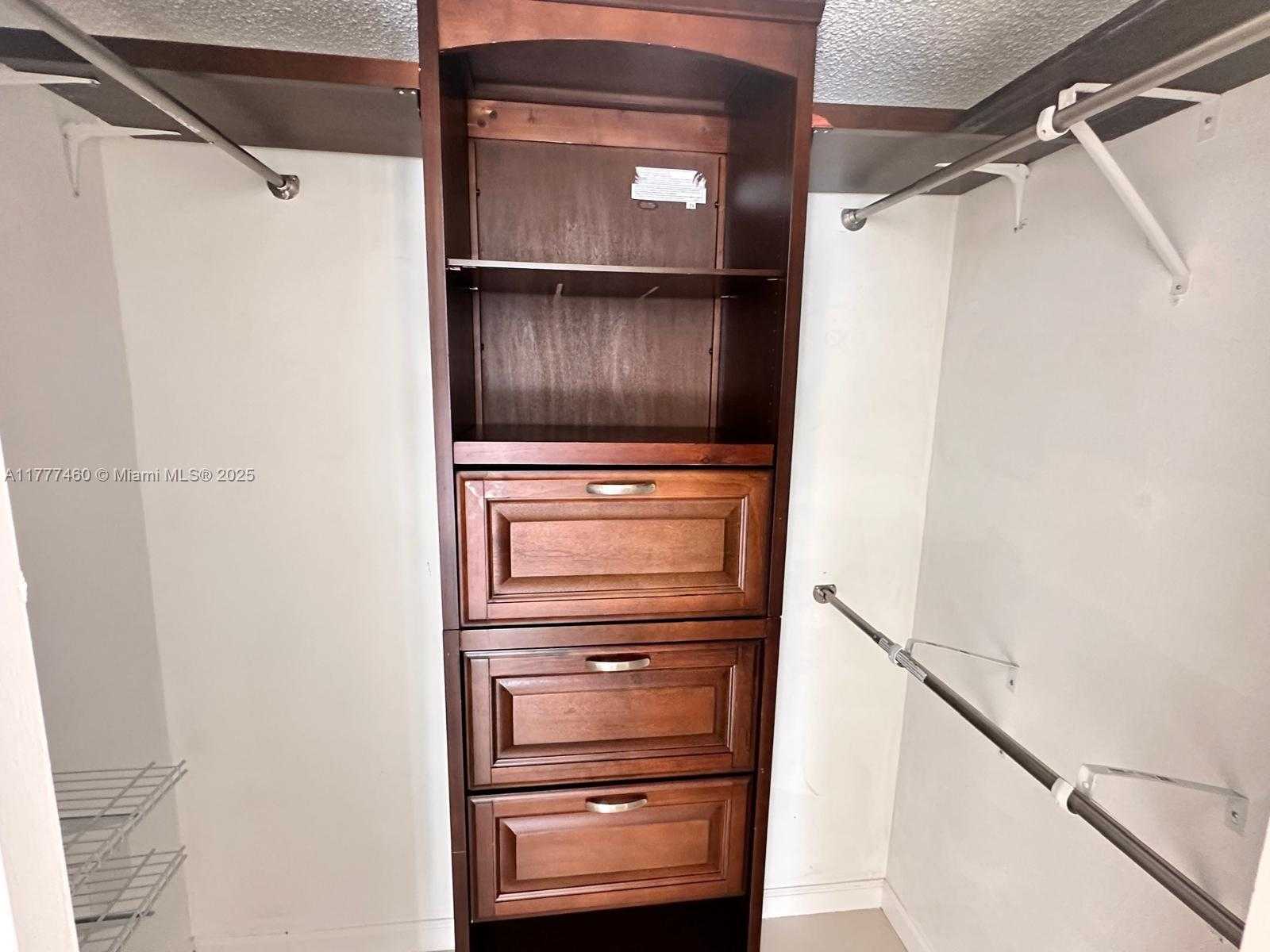Small Image of 1801 SOUTH OCEAN DR #240, Hallandale Beach Number 12