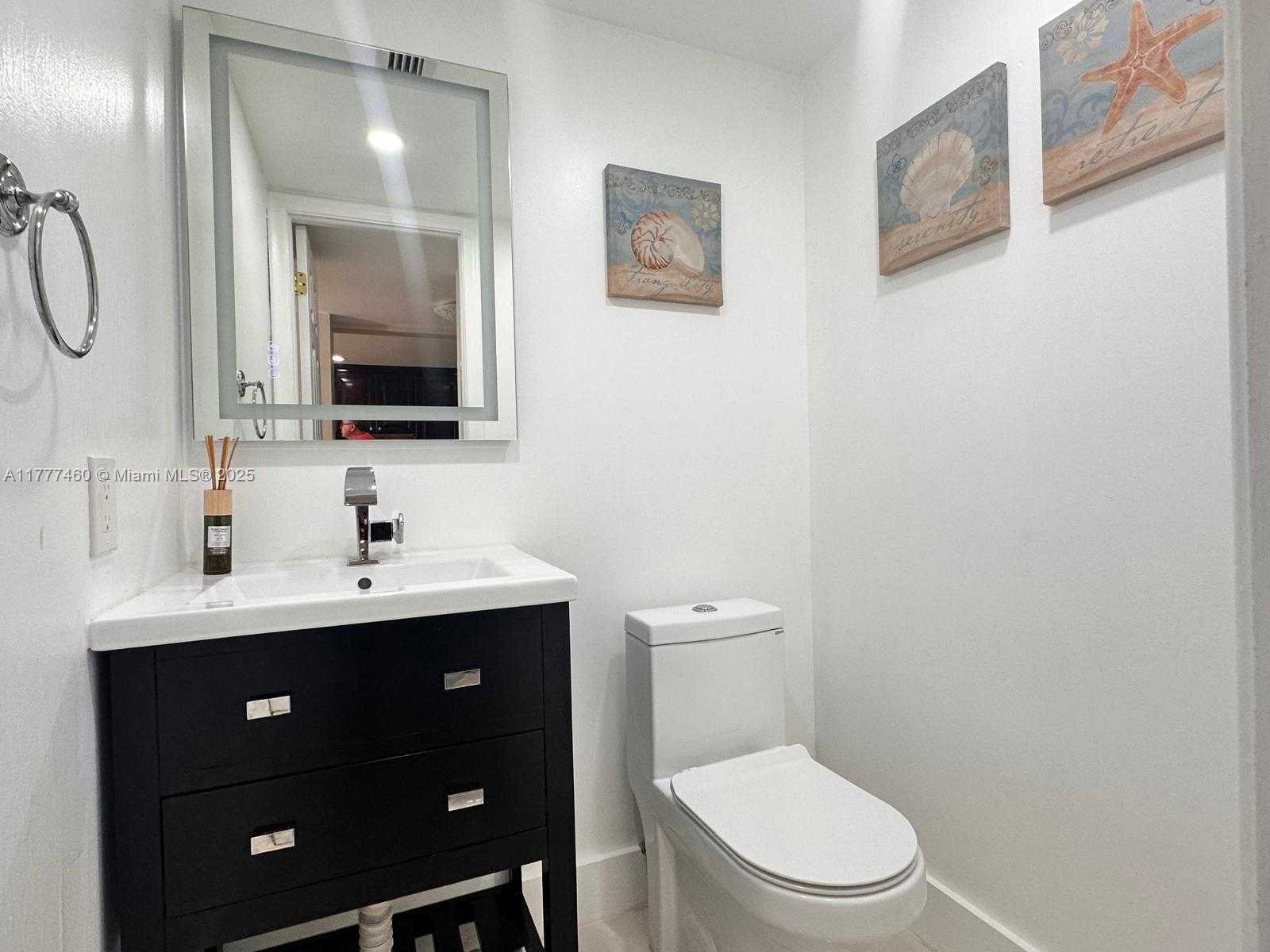 Small Image of 1801 SOUTH OCEAN DR #240, Hallandale Beach Number 13