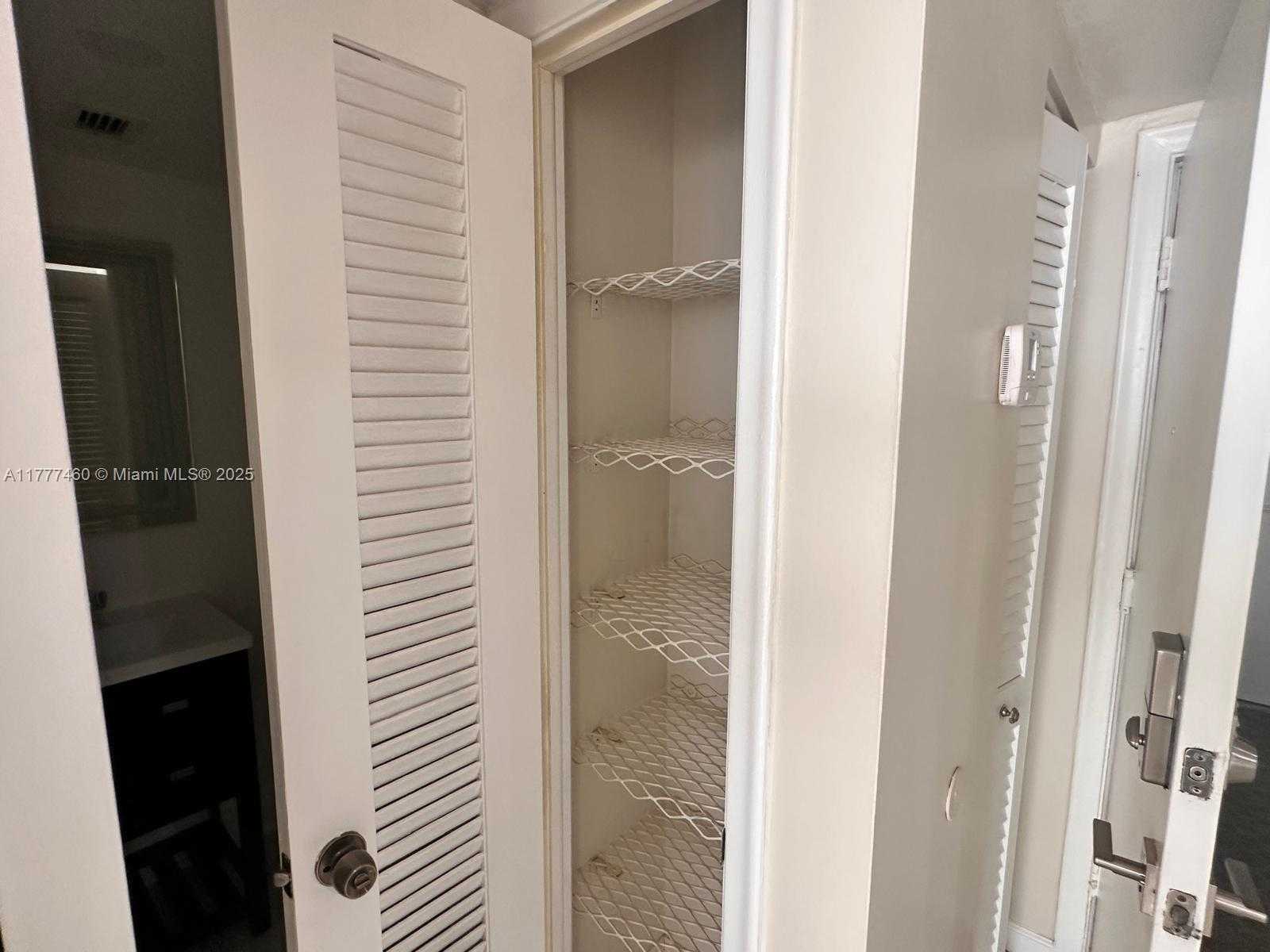 Small Image of 1801 SOUTH OCEAN DR #240, Hallandale Beach Number 14