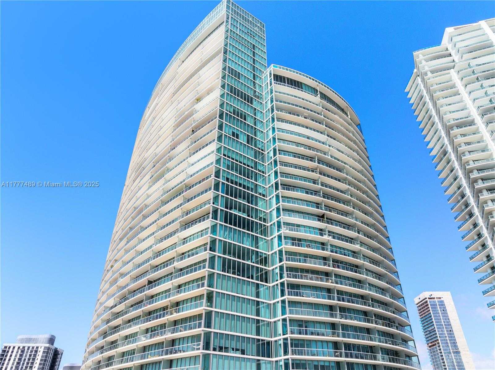 Small Image of 888 BISCAYNE BLVD #4010, Miami Number 2
