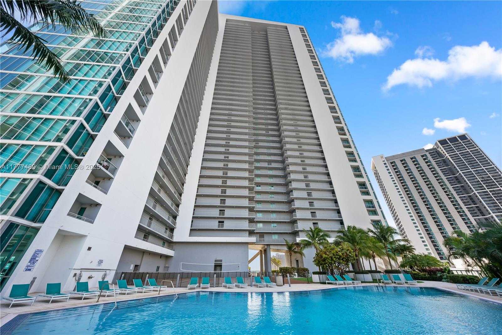 Small Image of 888 BISCAYNE BLVD #4010, Miami Number 23