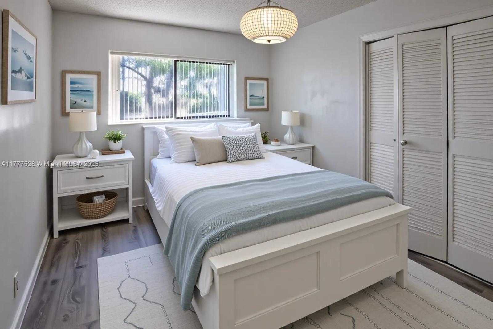 Small Image of 153 LAKEVIEW DR #101, Weston Number 5