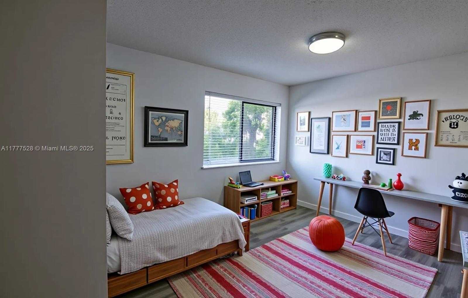 Small Image of 153 LAKEVIEW DR #101, Weston Number 7