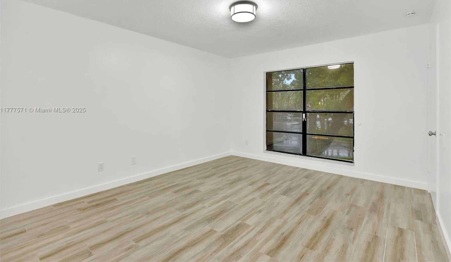 Small Image of 6619 SOUTH WEST 116TH PL #G7, Miami Number 24