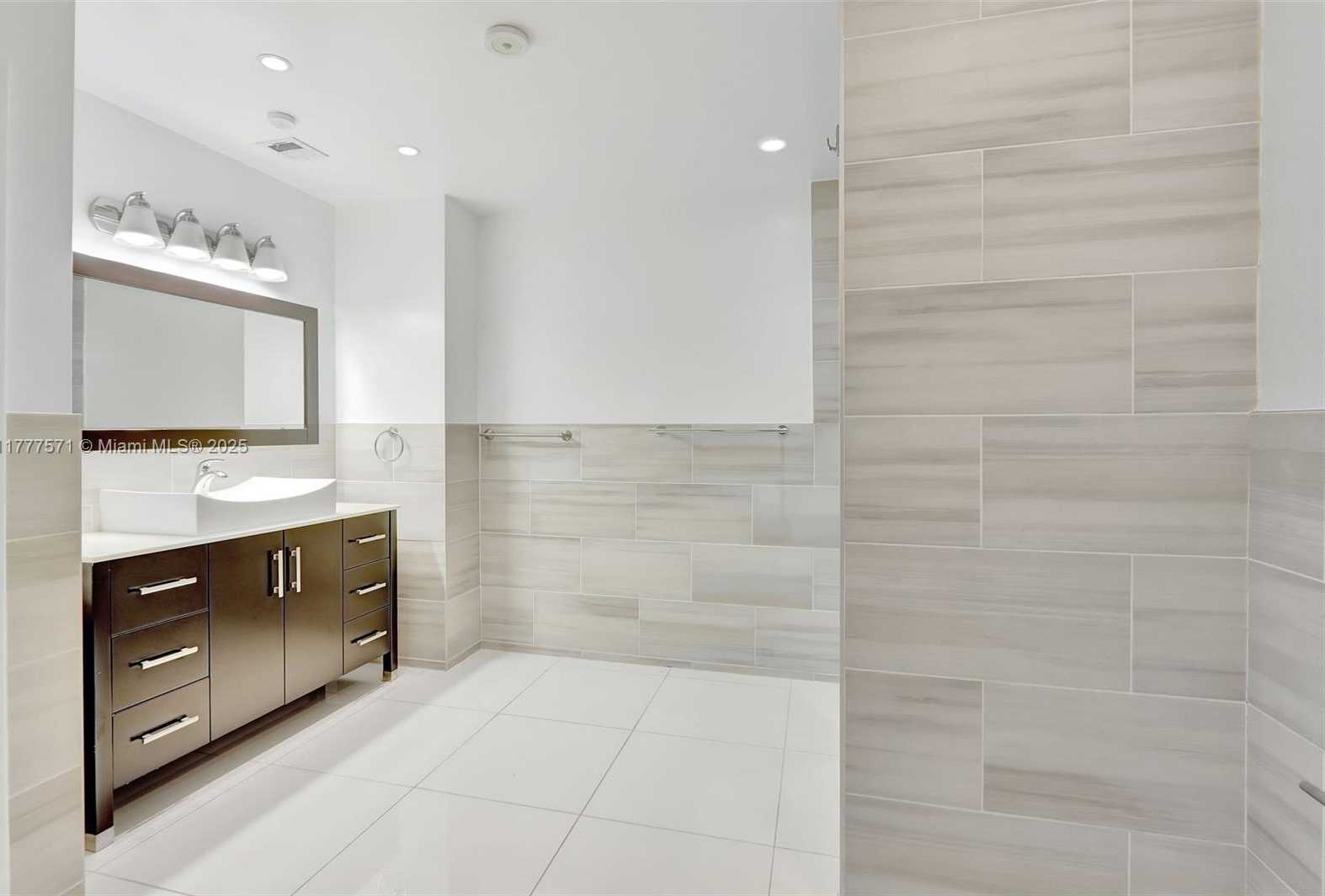 Small Image of 6619 SOUTH WEST 116TH PL #G7, Miami Number 26