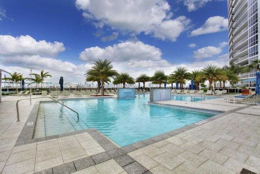Small Image of 400 ALTON RD #811, Miami Beach Number 11