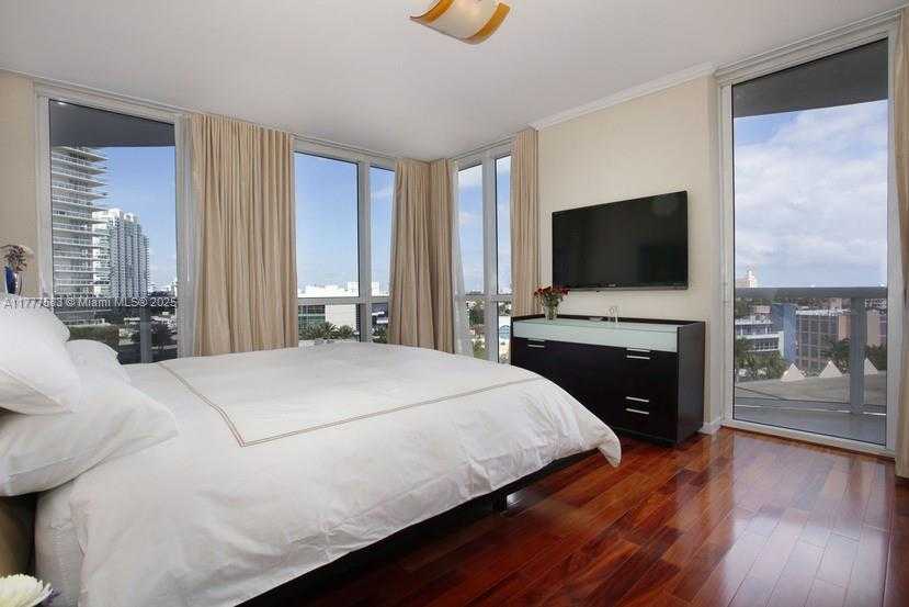 Small Image of 400 ALTON RD #811, Miami Beach Number 4