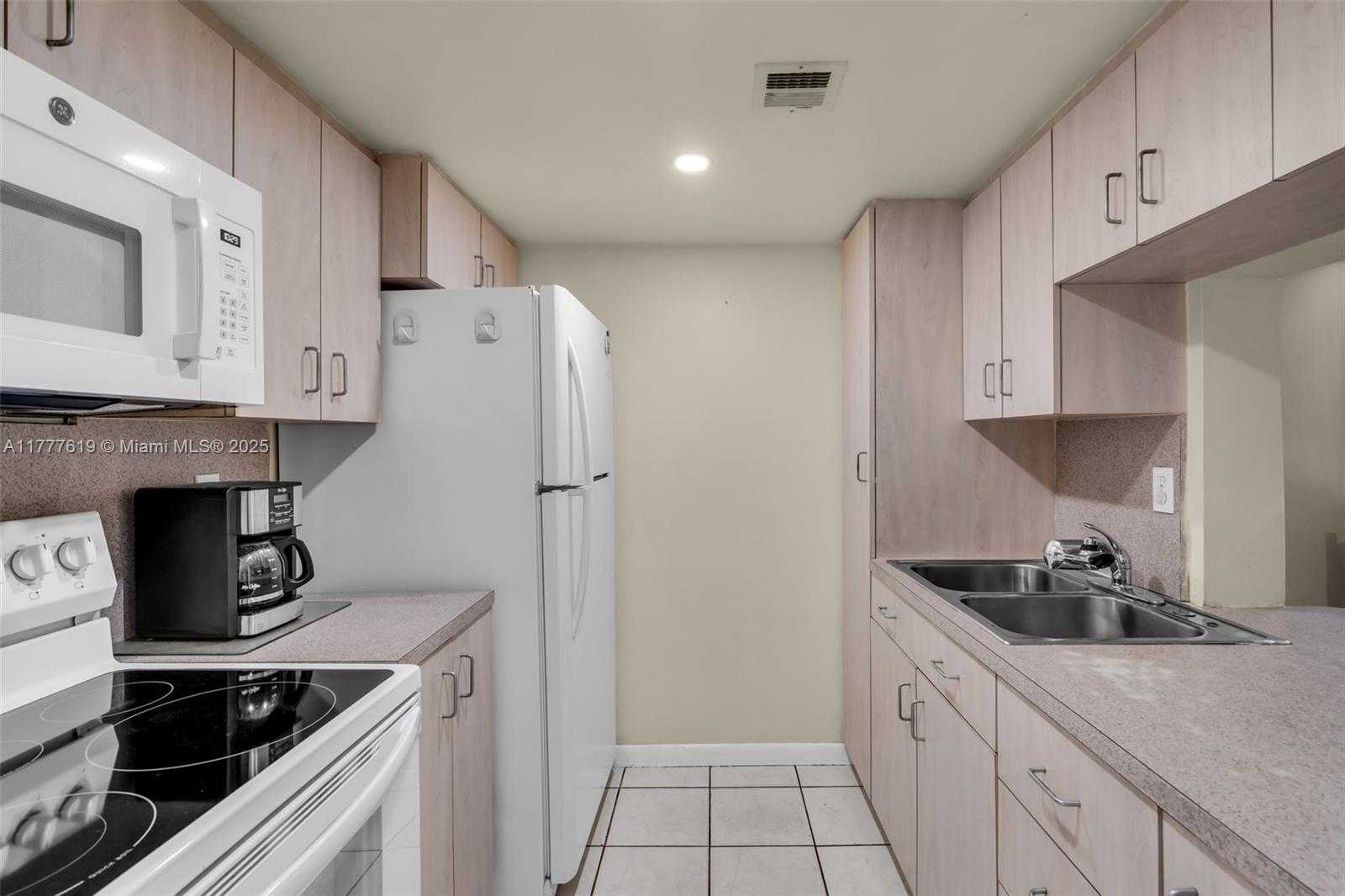 Small Image of 300 NORTH WEST 107TH AVE #201, Miami Number 6
