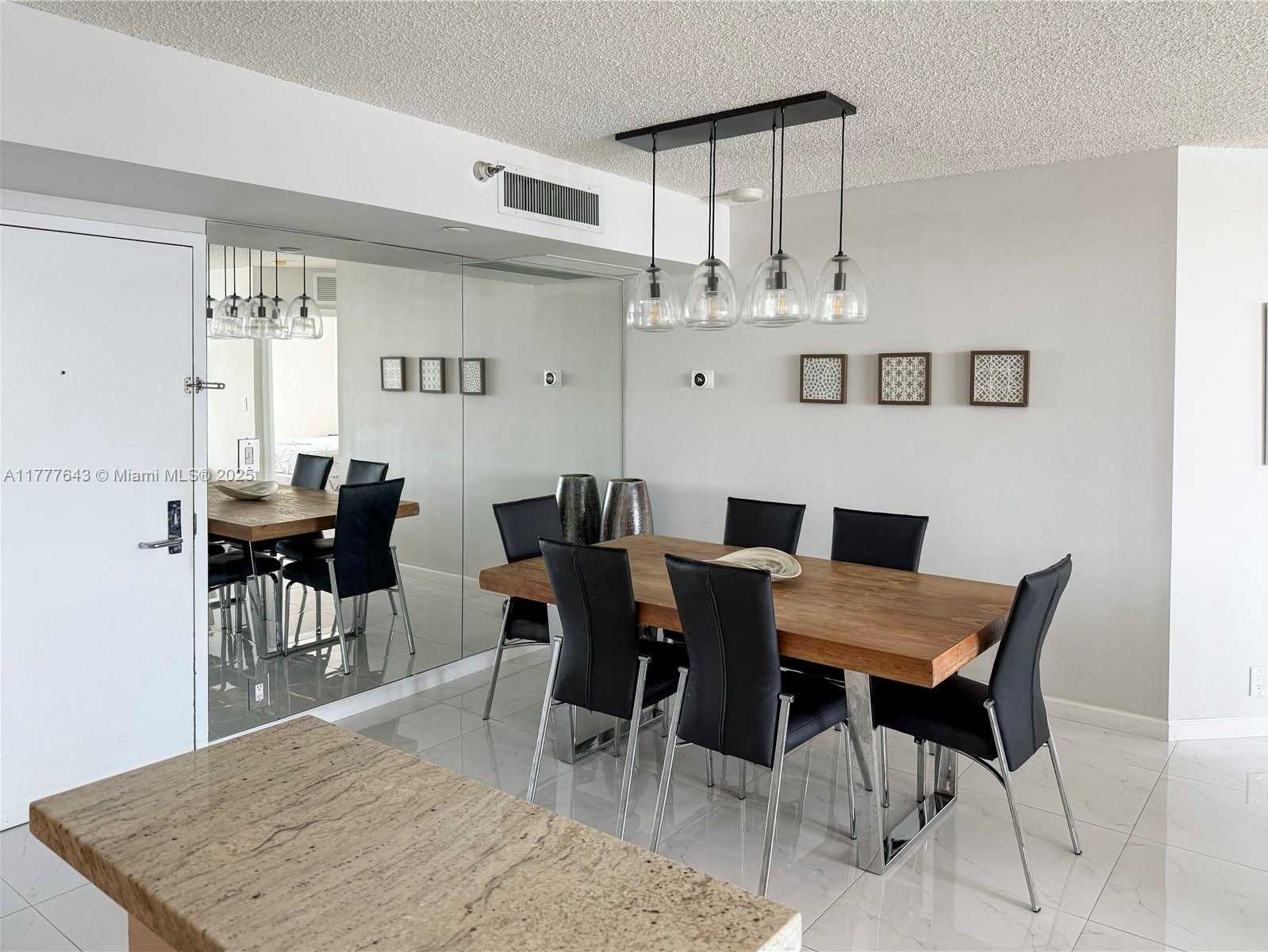 Small Image of 3530 MYSTIC POINTE DR #1611, Aventura Number 7