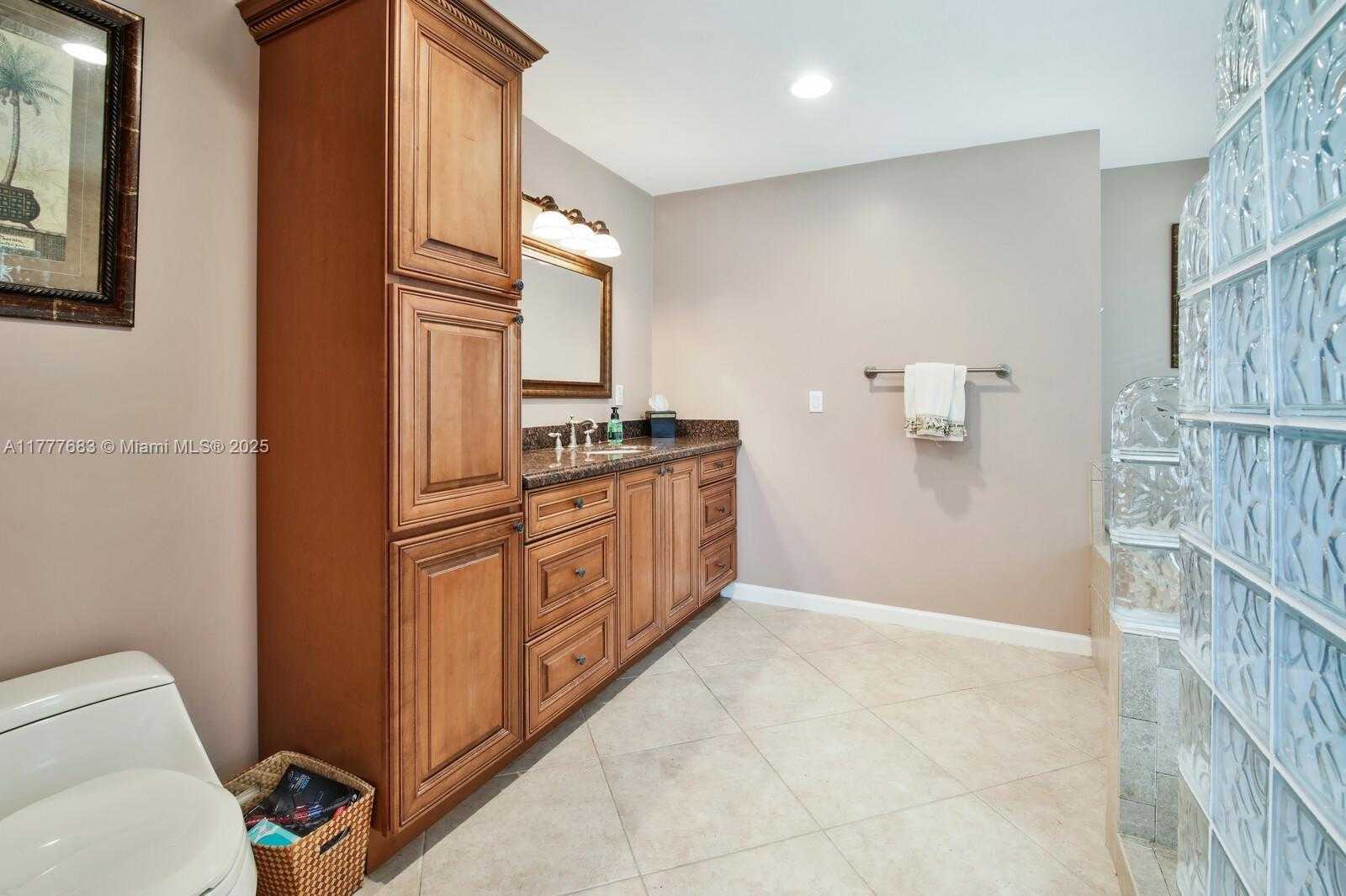 Small Image of 400 SUNNY ISLES BLVD #107, Sunny Isles Beach Number 42