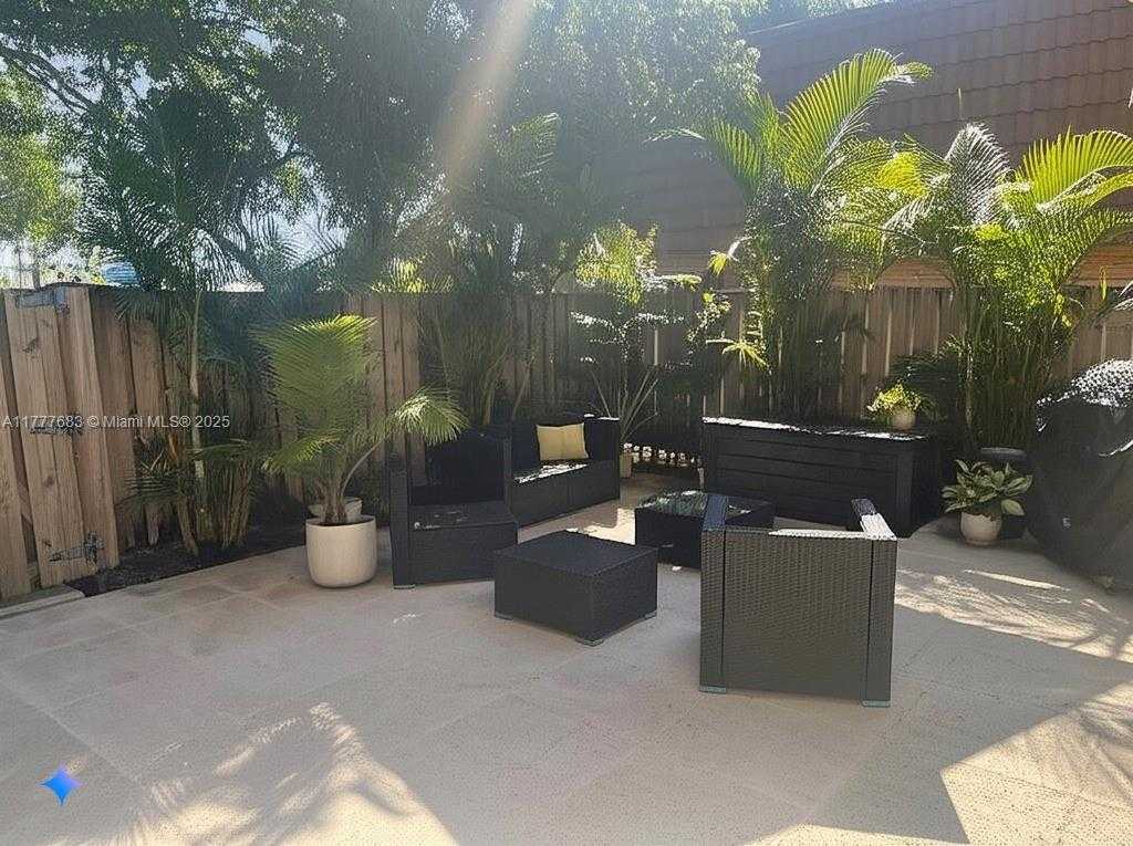 Small Image of 400 SUNNY ISLES BLVD #107, Sunny Isles Beach Number 49