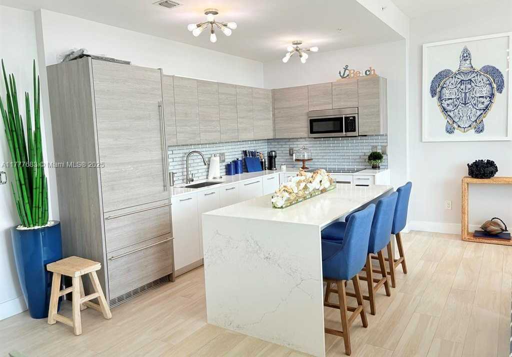 Small Image of 400 SUNNY ISLES BLVD #107, Sunny Isles Beach Number 5