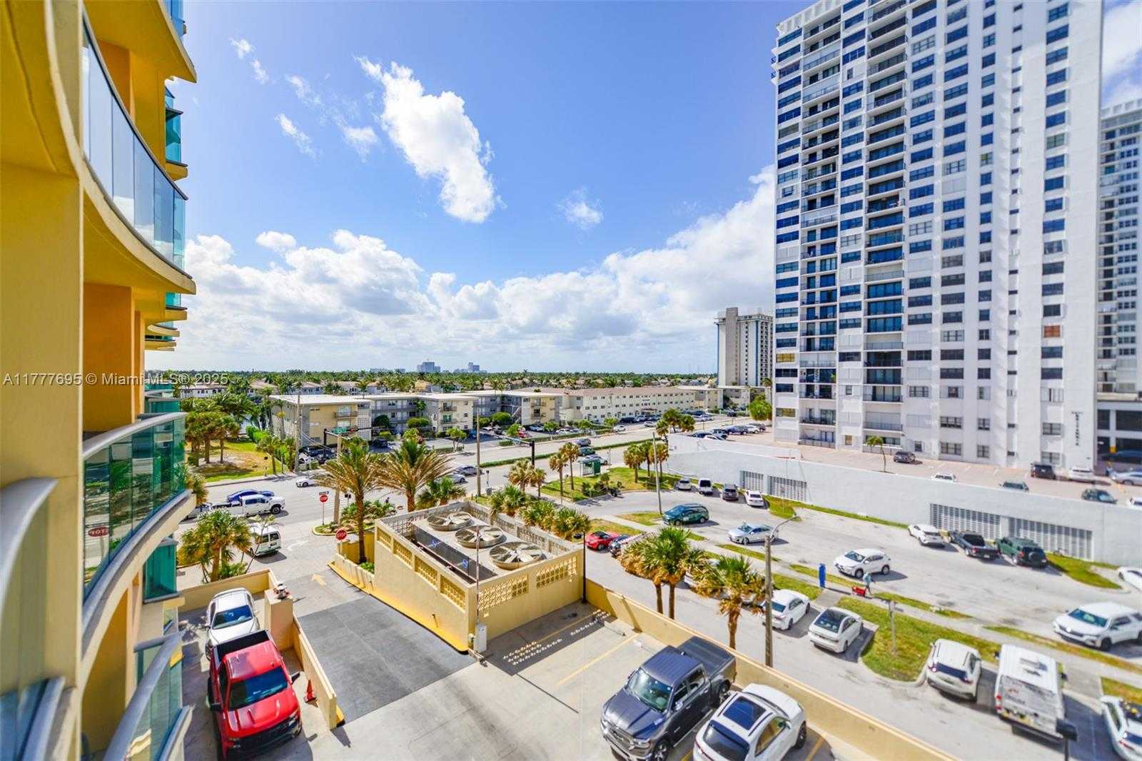Small Image of 2501 SOUTH OCEAN DR #539, Hollywood Number 2
