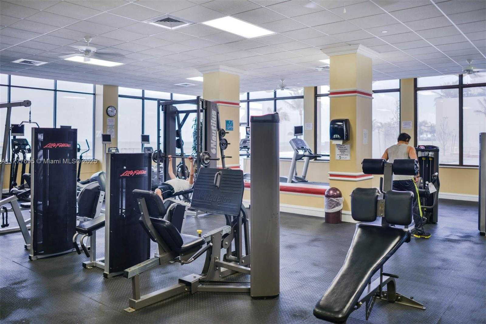Small Image of 2501 SOUTH OCEAN DR #539, Hollywood Number 34