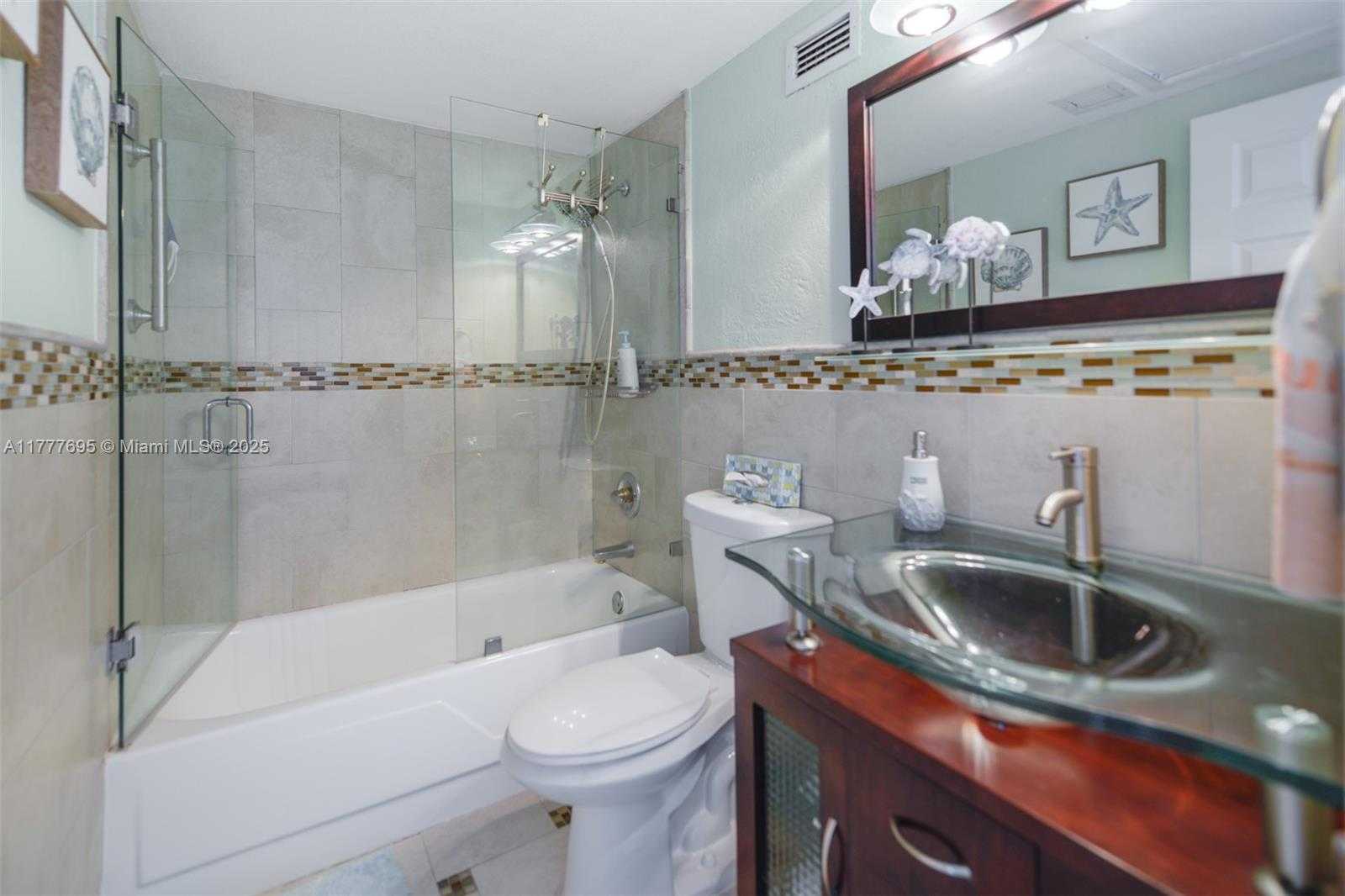 Small Image of 2501 SOUTH OCEAN DR #539, Hollywood Number 5