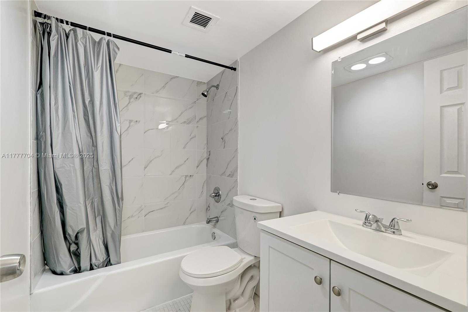 Small Image of 4800 HILLCREST LN #207, Hollywood Number 26